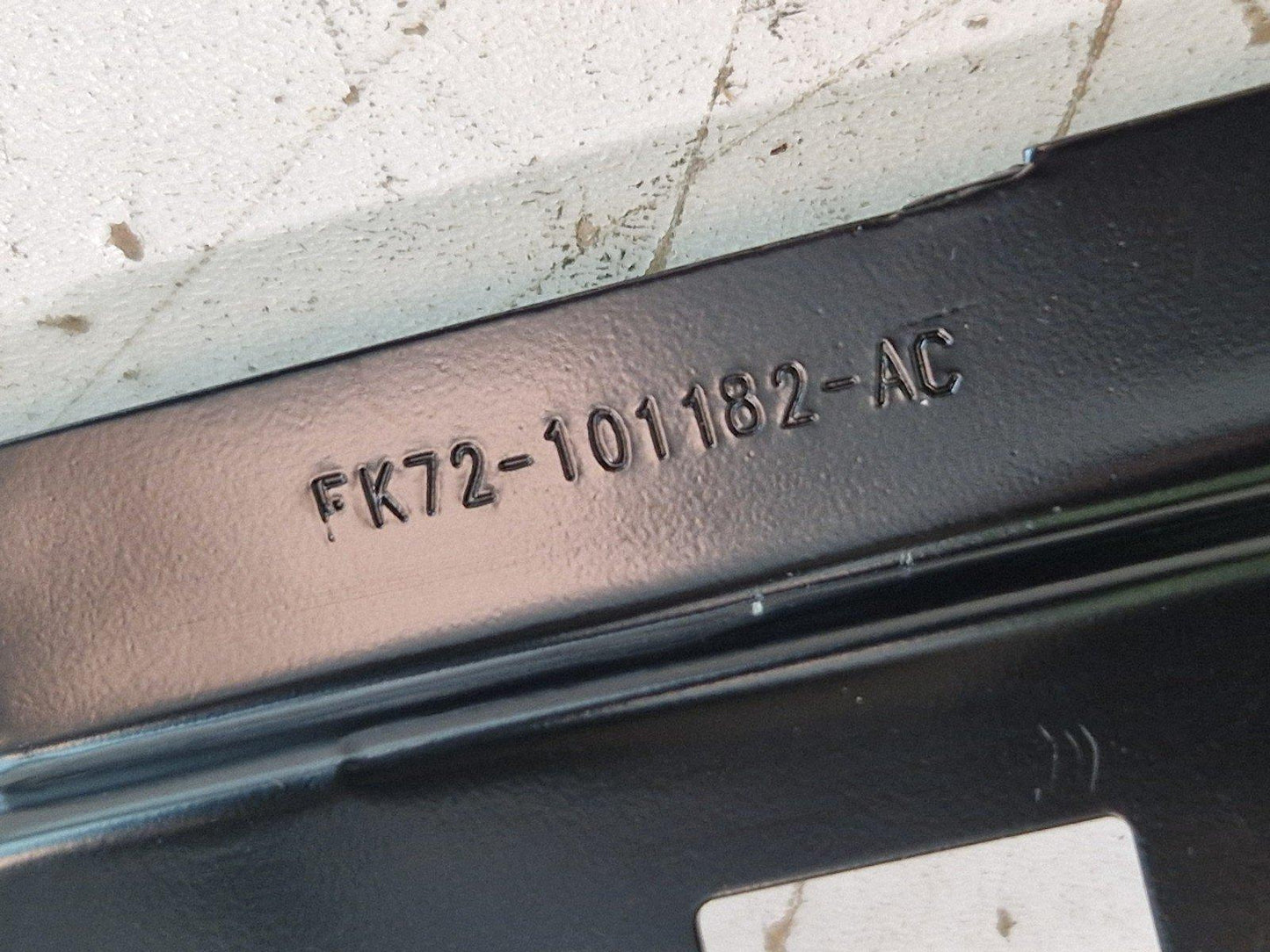 14-19 LAND ROVER L550 DISCOVERY SPORT BRACKET FK72101182AC
