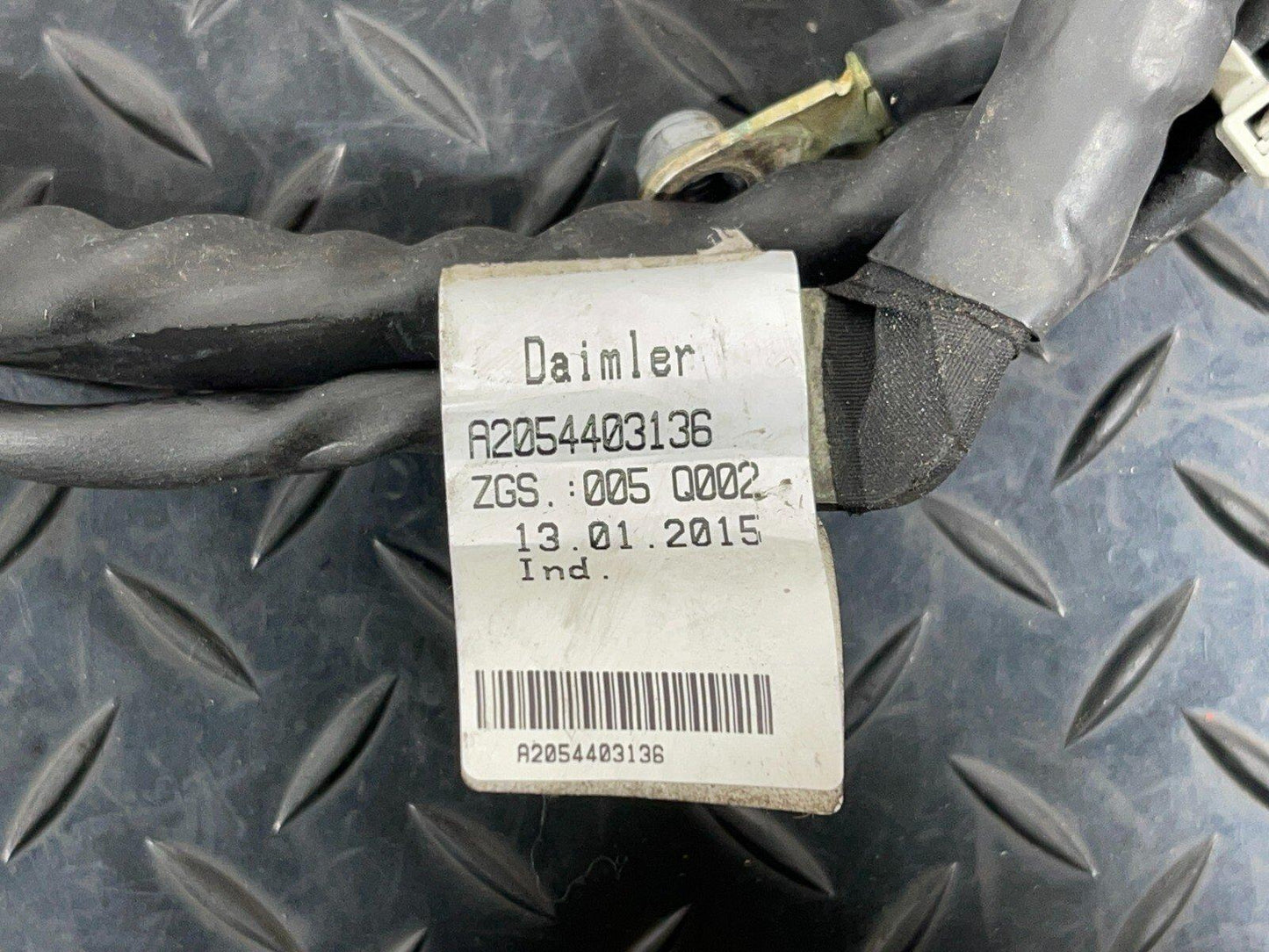 14-21 MERCEDES BENZ C300h W205 GENUINE PREFUSE BOX CABLE HARNESS A2054403136