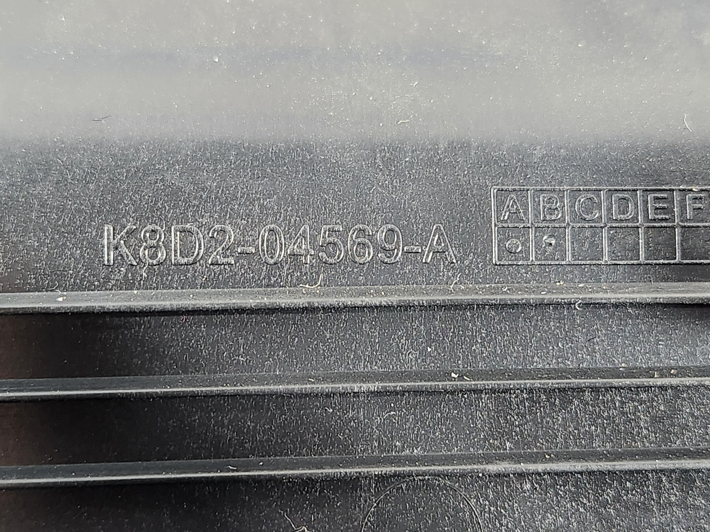 Land Rover Range Rover Evoque L551 SUV Rear Centre Console Trim K8D2-04569-A