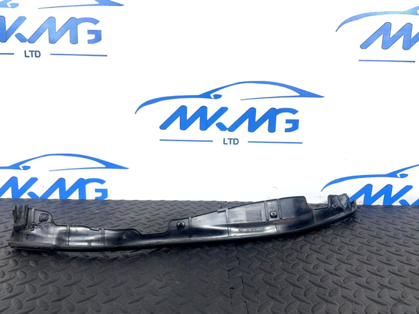 16-22 BMW X1 F48 GENUINE REAR DOOR SEAL RUBBER DRIVER SIDE REAR O/S 7349664