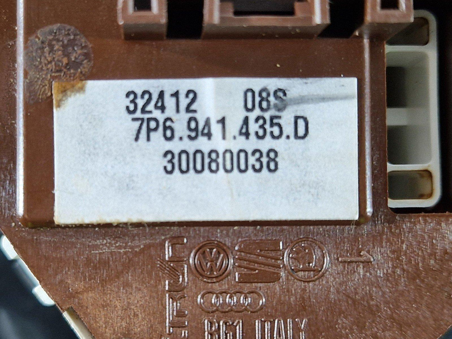10-18 VW TOUAREG 7P GENUINE DIFFERENTIAL LOCK SWITCH OFF ROAD 7P6941435D