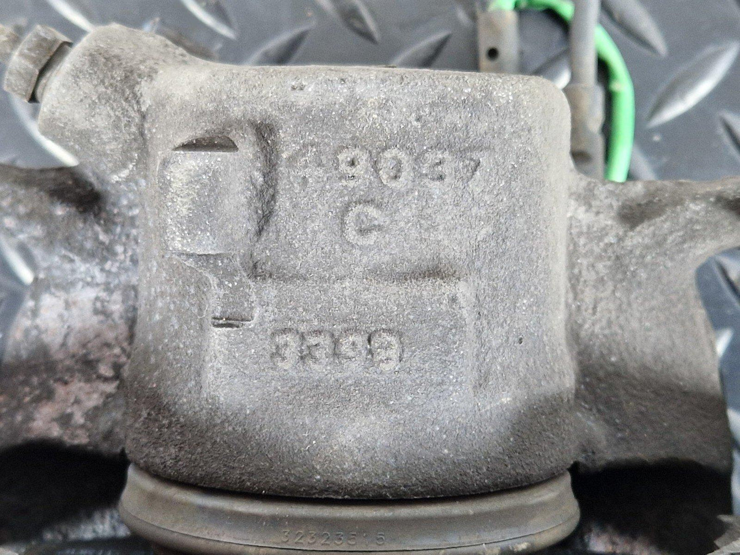20-24 BMW 1 SERIES F40 OEM FRONT LEFT BRAKE CALIPER