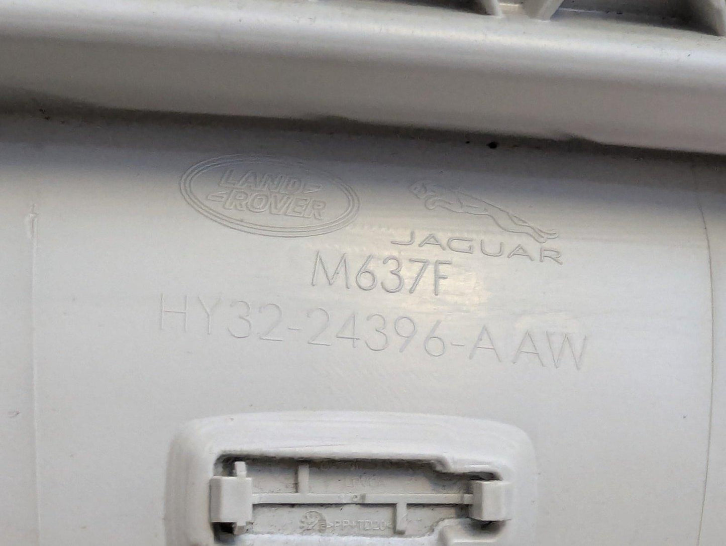 17-ON LAND ROVER DISCOVERY RIGHT CENTER B PILLAR COVER DOOR BEZEL HY3224396AD0
