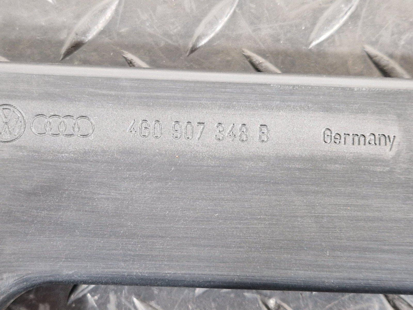 10-18 AUDI A7 4G S-LINE GENUINE AMPLIFIER MOUNT BRACKET 4G0907348B
