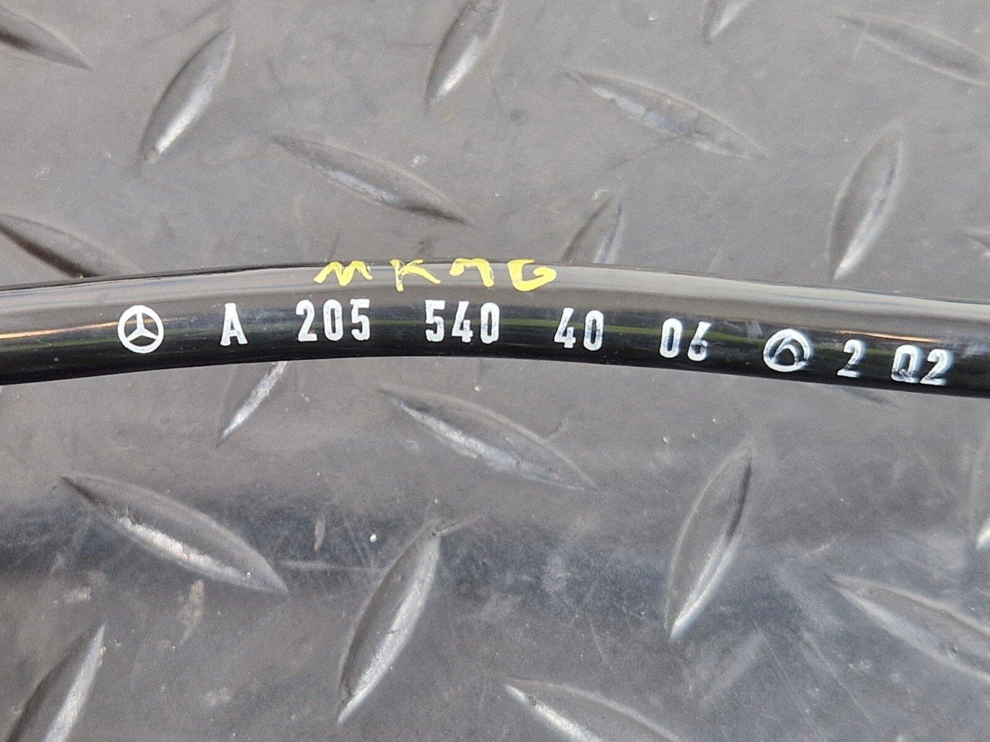 14-21 MERCEDES BENZ C300h W205 REAR RIGHT O/S PARKING BRAKE & BRAKE WEAR SENSOR