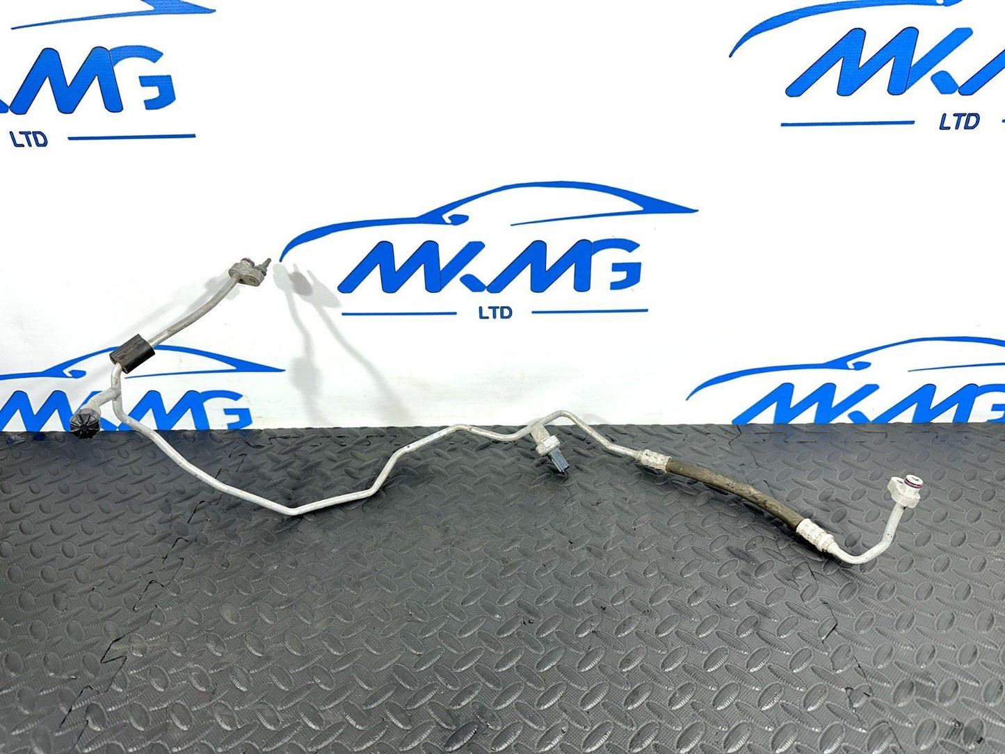 12-18 MERCEDES A B CLA-CLASS W176 W246 C117 GENUINE AC PIPE HOSE A2468302415
