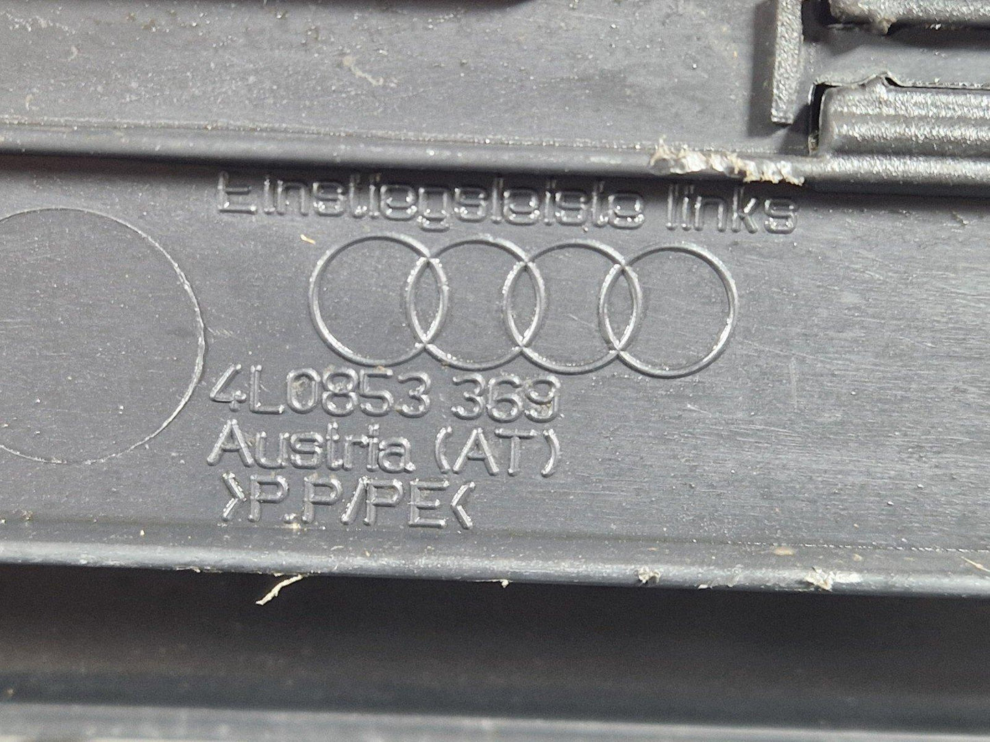 10-15 AUDI Q7 4L GENUINE OEM LOWER LEFT PASSENGER SIDE N/S SILL TRIM 4L0853369