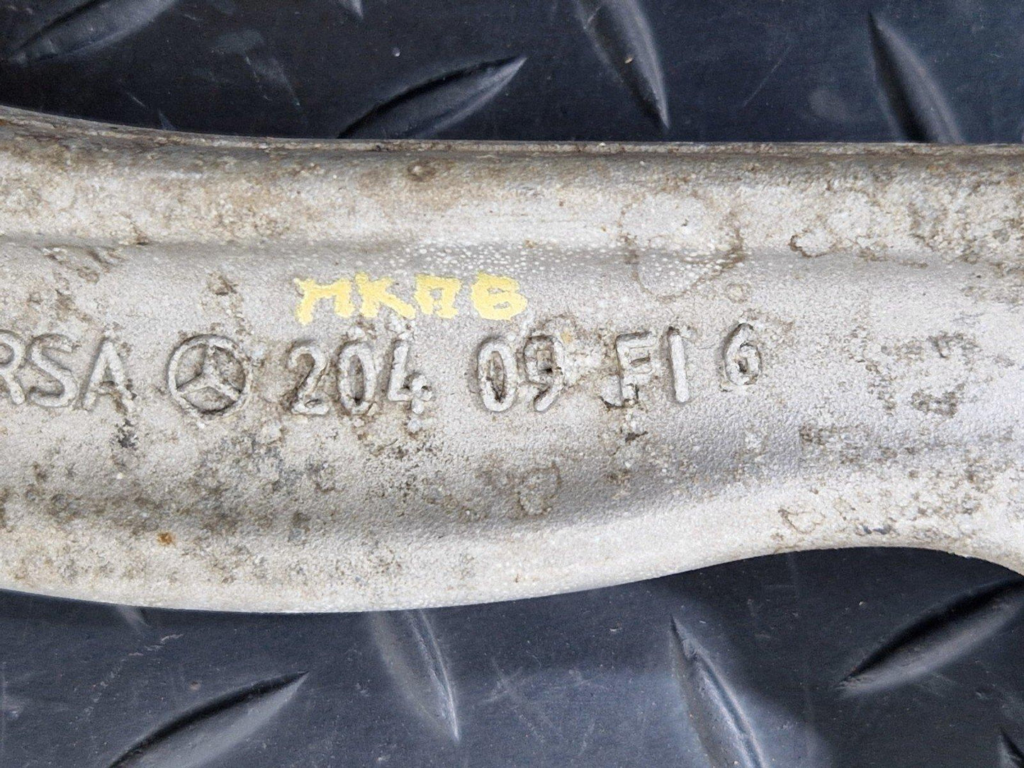 14-21 MERCEDES BENZ C200d W205 REAR RIGHT O/S WISHBONE CONTROL ARM A2043502206