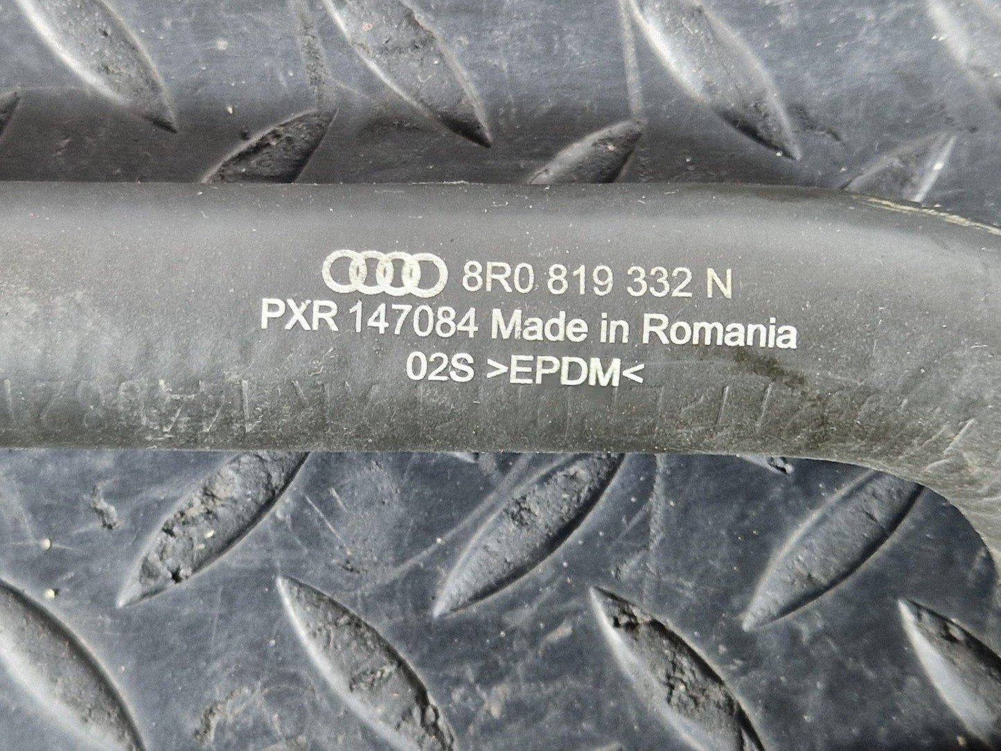 12-17 AUDI Q5 8R S-LINE GENUINE OEM WATER COOLANT HOSE PIPE LINE 8R0819332N