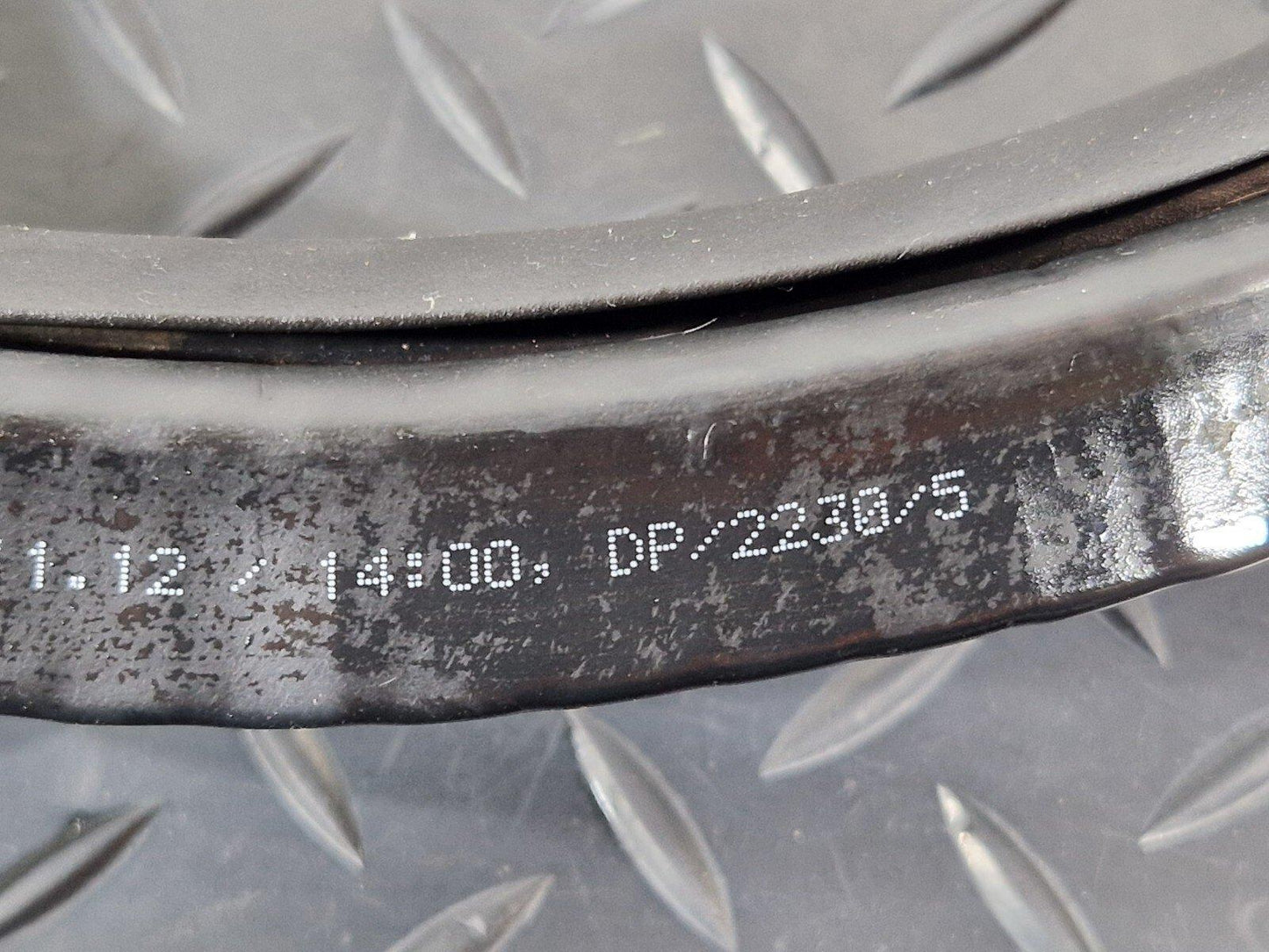 12-17 AUDI S5 CONVERTIBLE FRONT LOWER DOOR SEAL FITS LEFT & RIGHT 8F0831707B