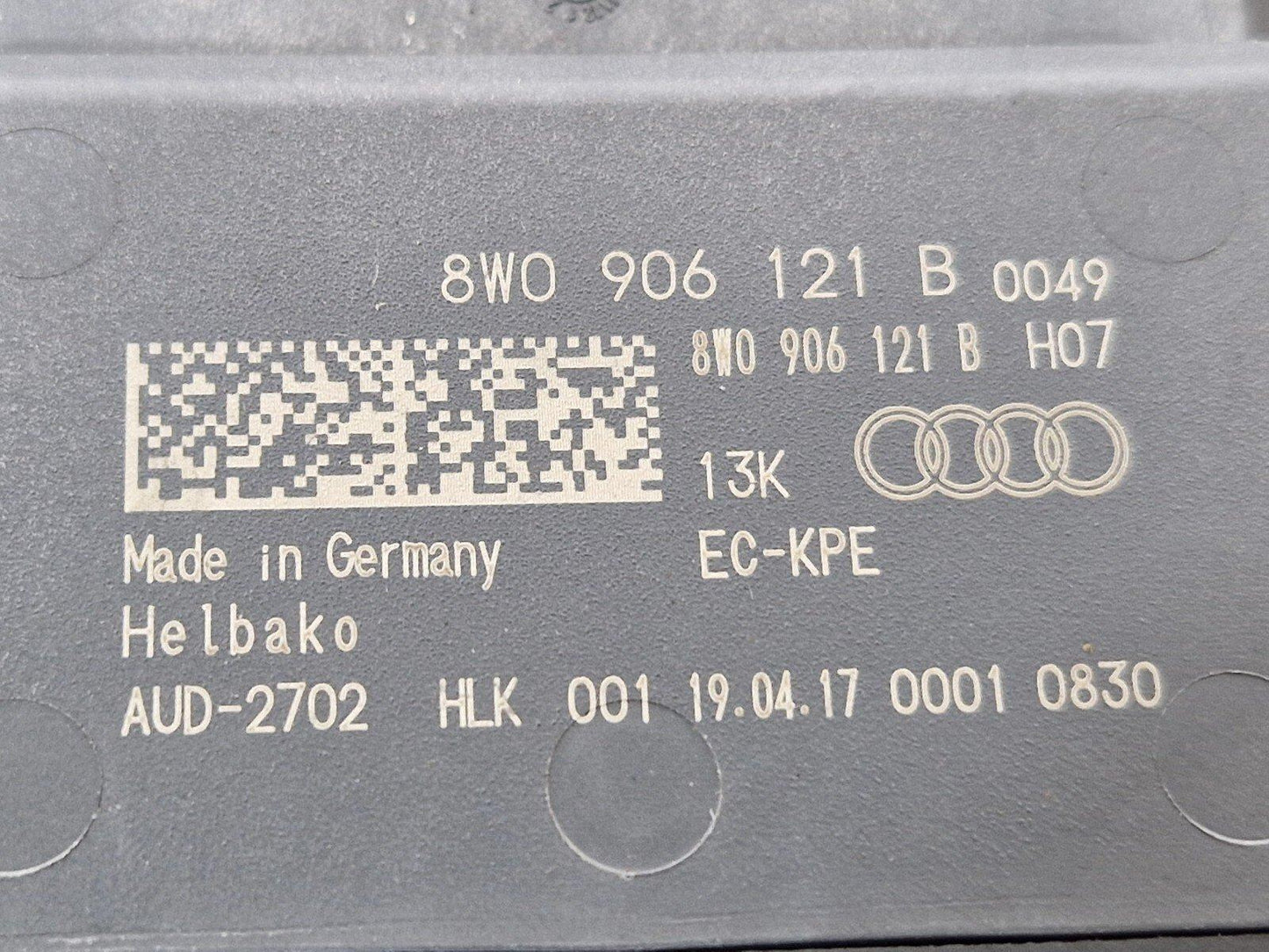 16-19 AUDI A4 B9 OEM FUEL PUMP CONTROL MODULE 8W0906121B