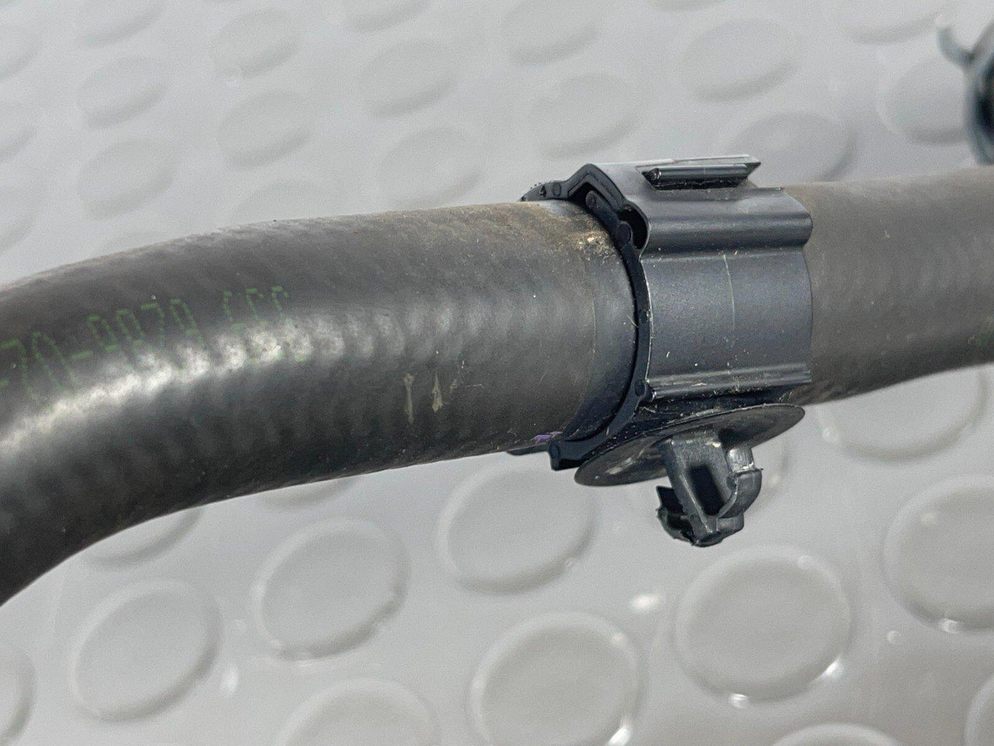 16-19 AUDI A4 B9 GENUINE WATER COOLANT PIPE HOSE 8W2819372C