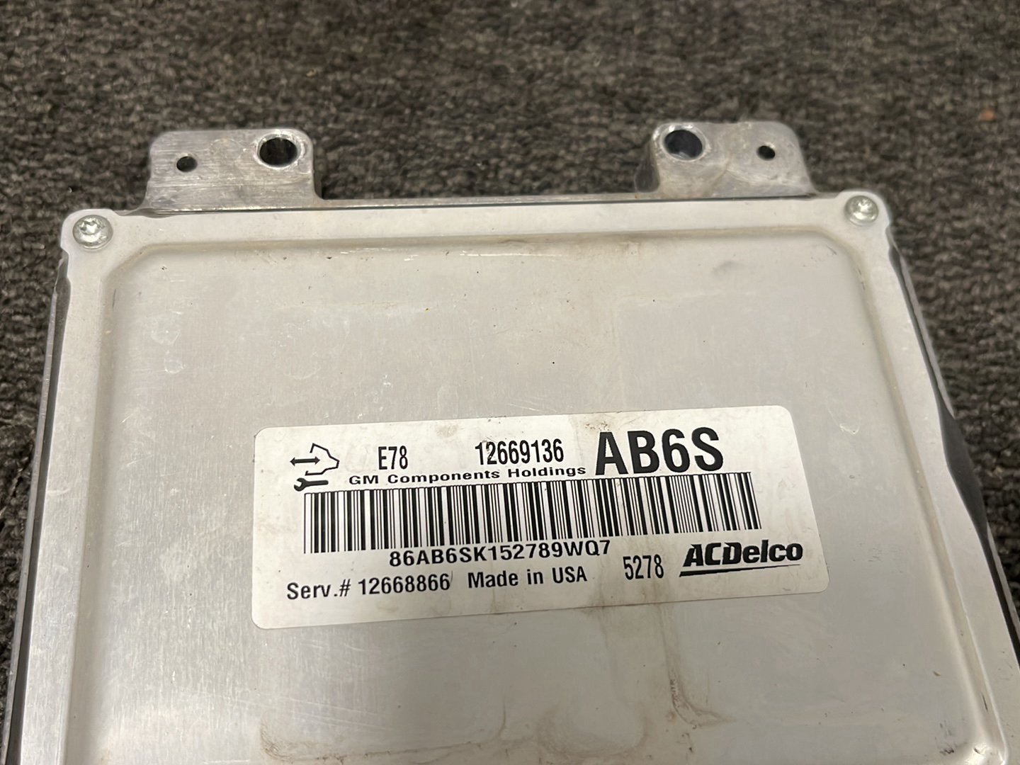 Vauxhall Zafira MK3 (C) (A3470) MPV Engine Control Unit Module ECU 12669136