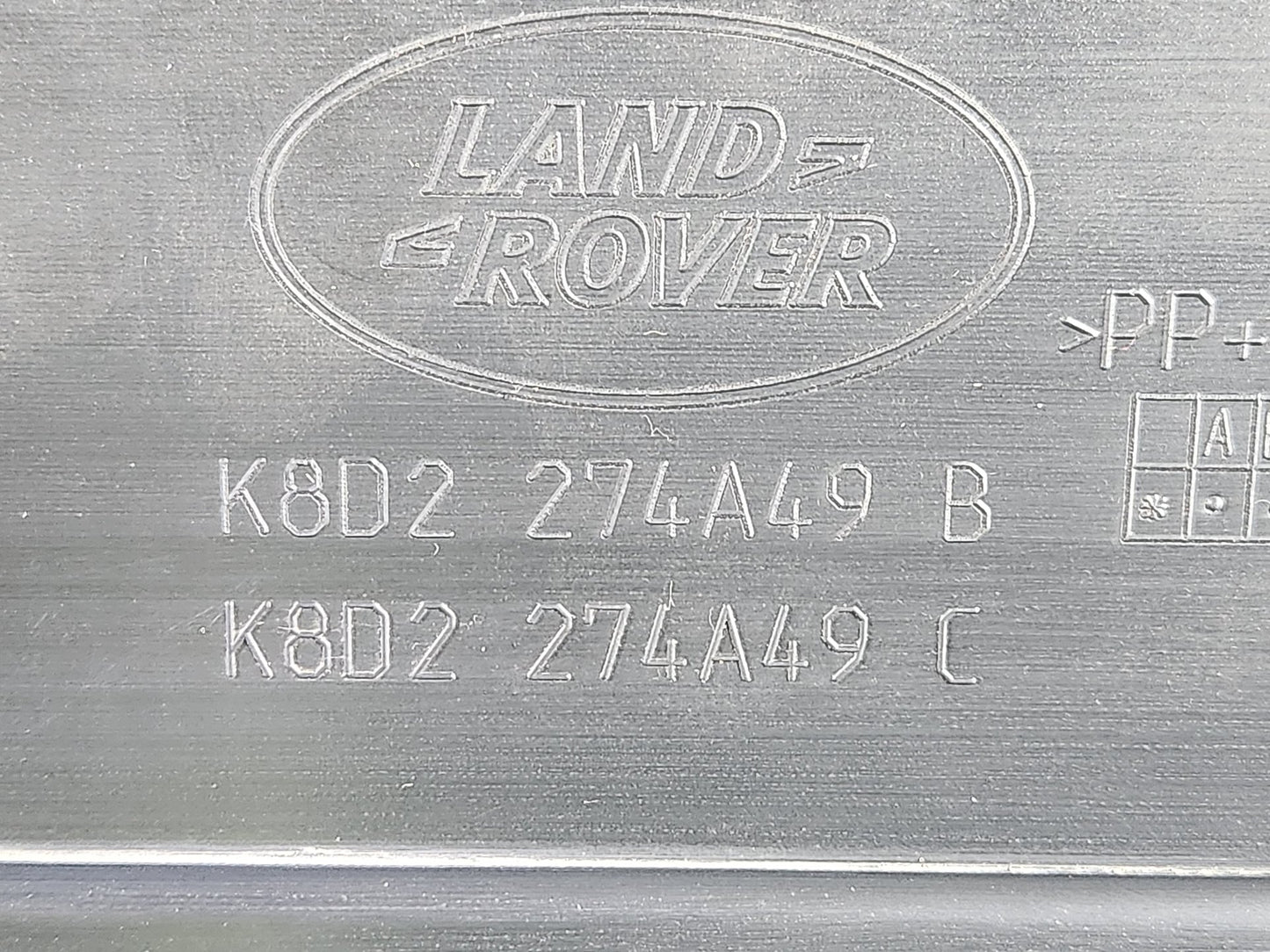 Range Rover Evoque L551 Rear Left Door Moulding Trim Damaged K8D2-274A49-B