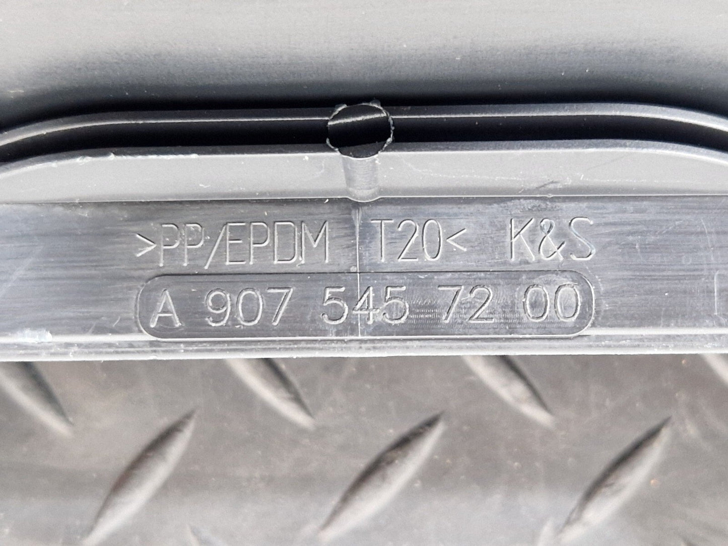 18-ON MERCEDES BENZ SPRINTER W907 ALARM SENSOR A9079050105