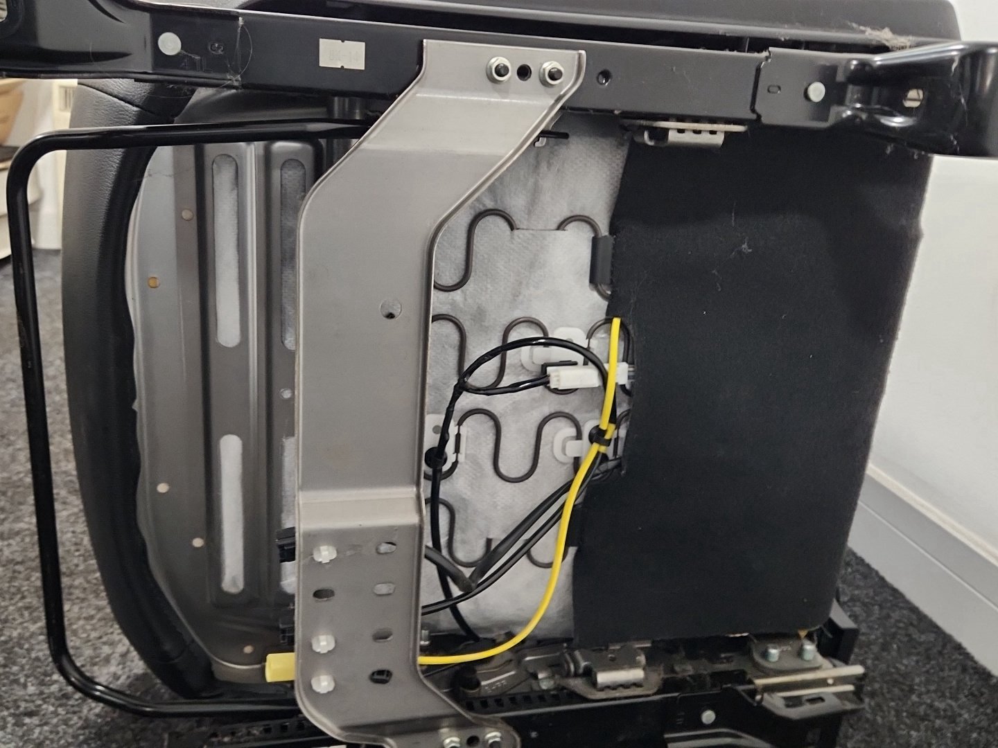Mitsubishi Lancer MK5 (CX8A) Hatchback Genuine Front Left N/S Passenger Seat