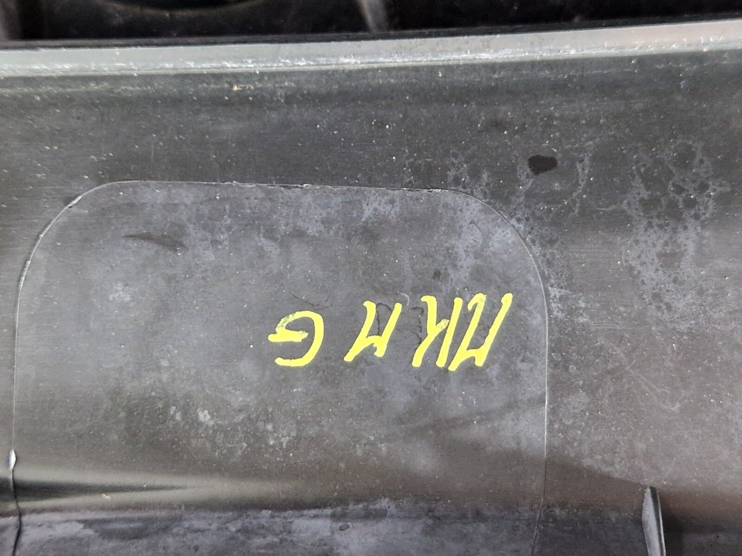 15-18 AUDI A7 4G FRONT WINDSCREEN SCUTTLE PANEL WIPER COVER 4G8819403