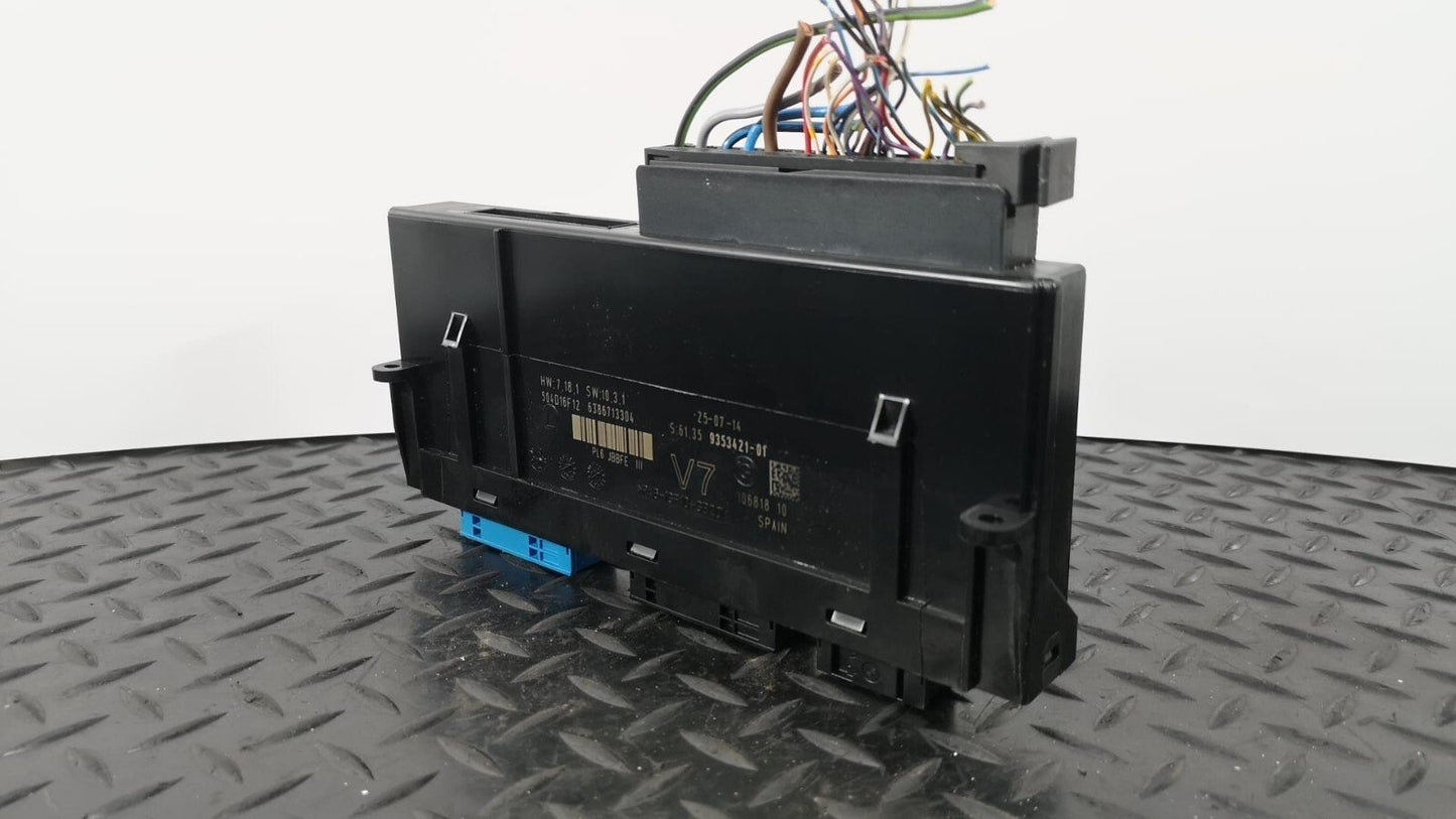 11-16 BMW M5 F10 5-SERIES GENUINE ELECTRONIC JUNCTION BOX 9353421
