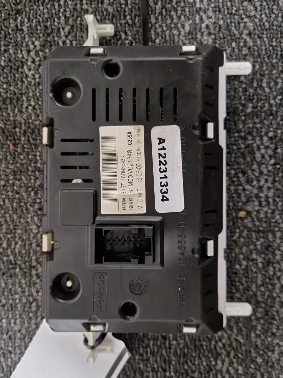 Ford Fiesta MK7 Hatchback Genuine Multi-Function Display Screen 8A6T-18B955-BK