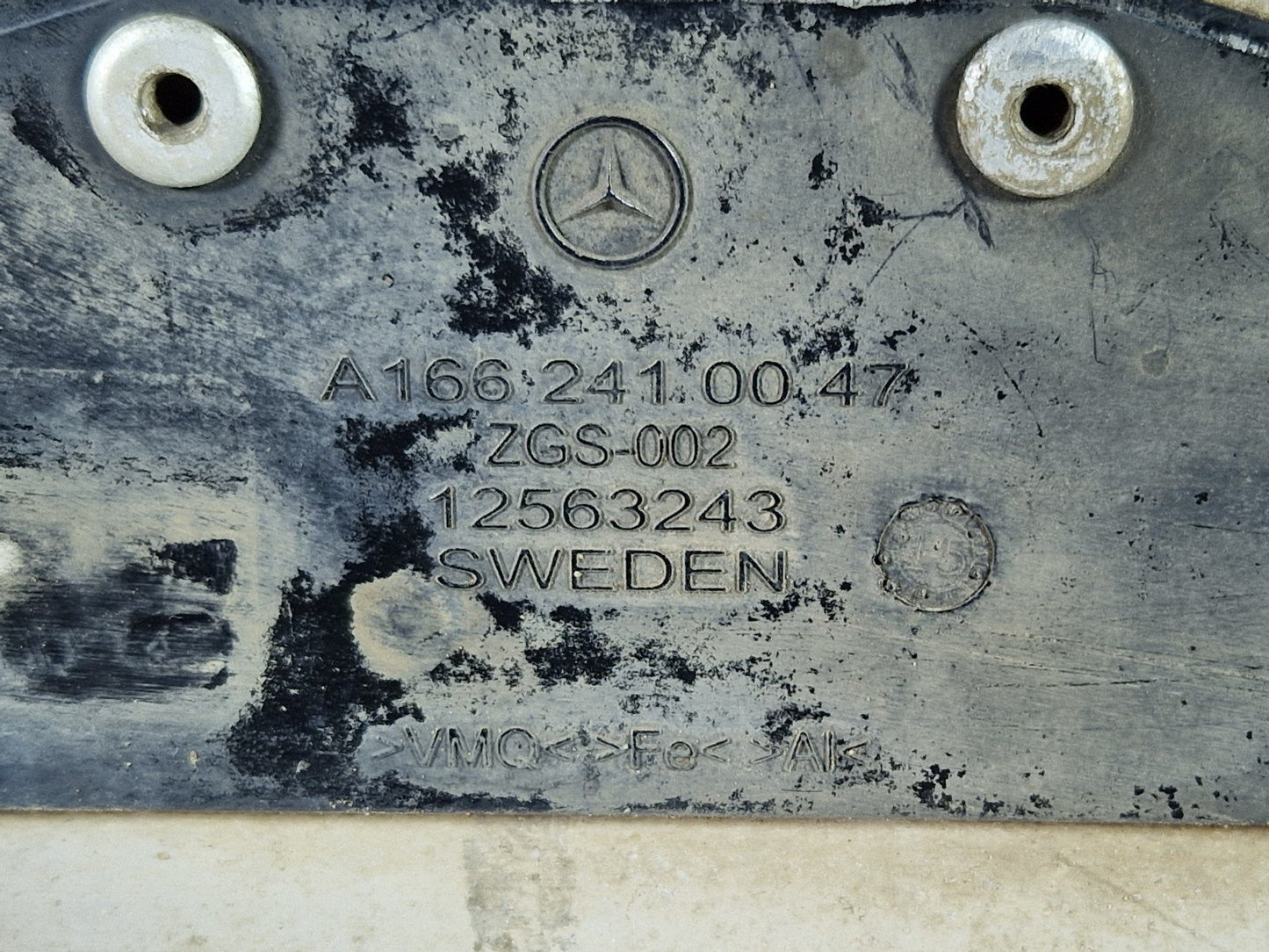 11-19 MERCEDES BENZ ML W166 GEARBOX MOUNT SUPPORT BRACKET A1662410047