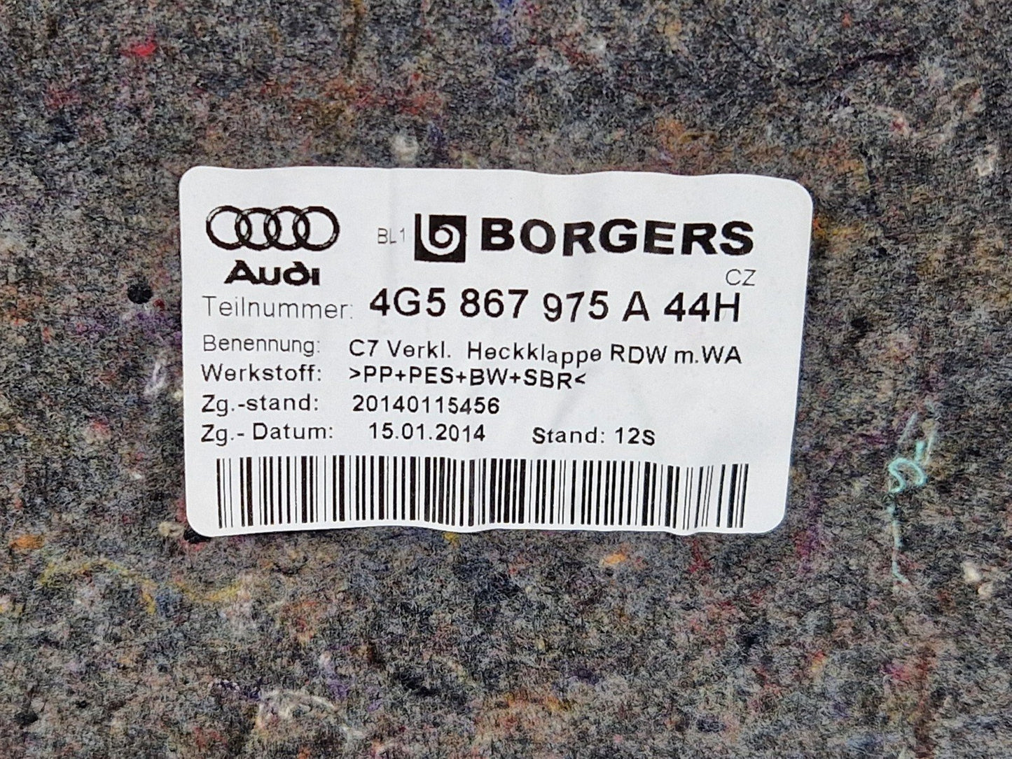 12-18 AUDI A6 C7 GENUINE SALOON REAR BOOT INTERIOR TRIM PANEL 4G5867975
