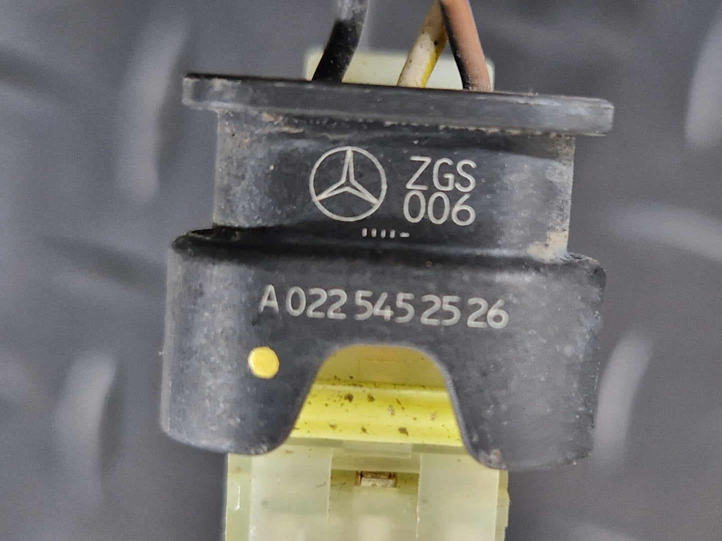 14-20 MERCEDES BENZ GLA X156 REAR BUMPER PDC PARKING SENSOR WIRING LOOM HARNESS