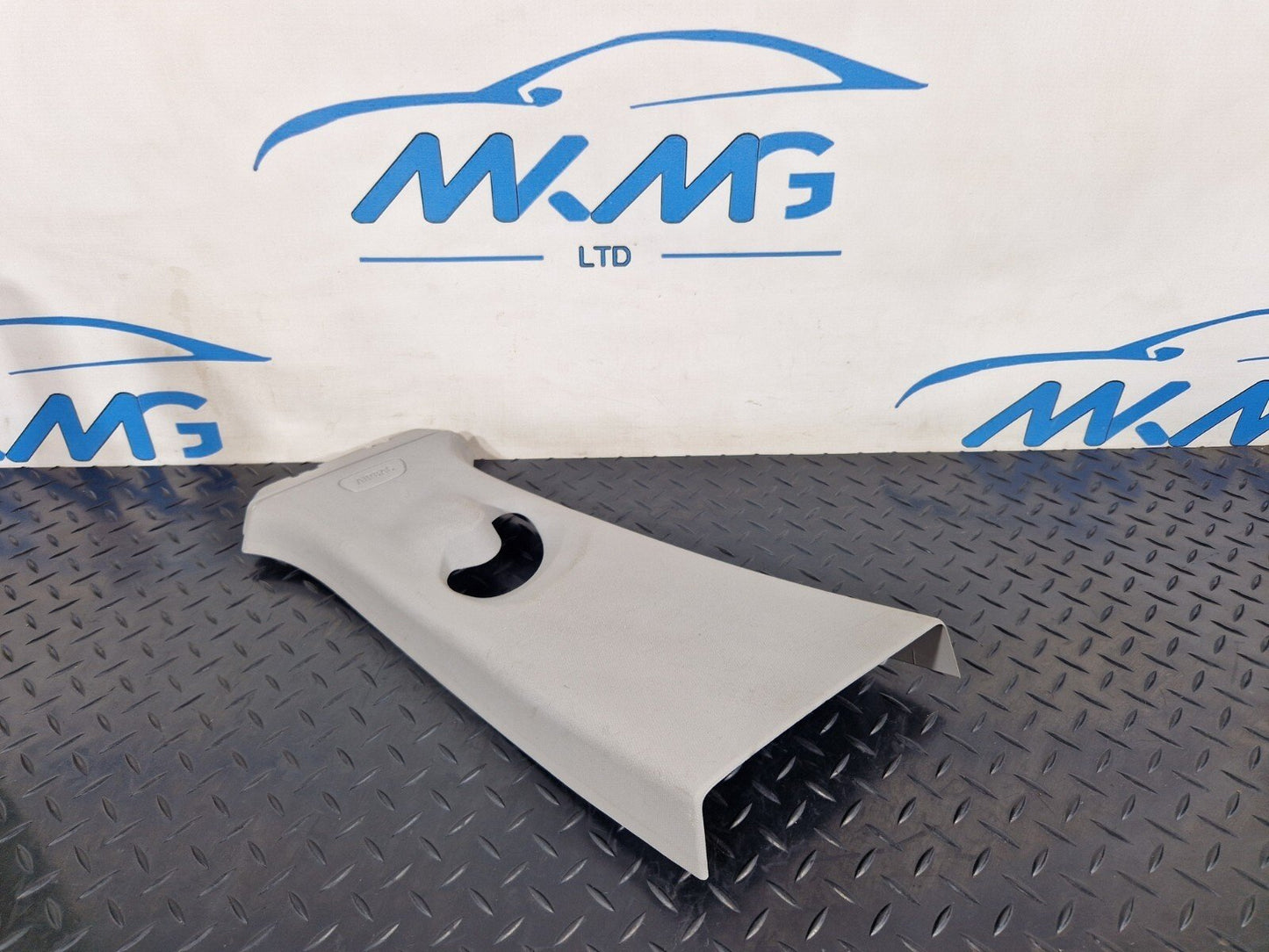 16-22 BMW X1 F48 GENUINE LEFT PASSENGER SIDE B-PILLAR TRIM 7332815