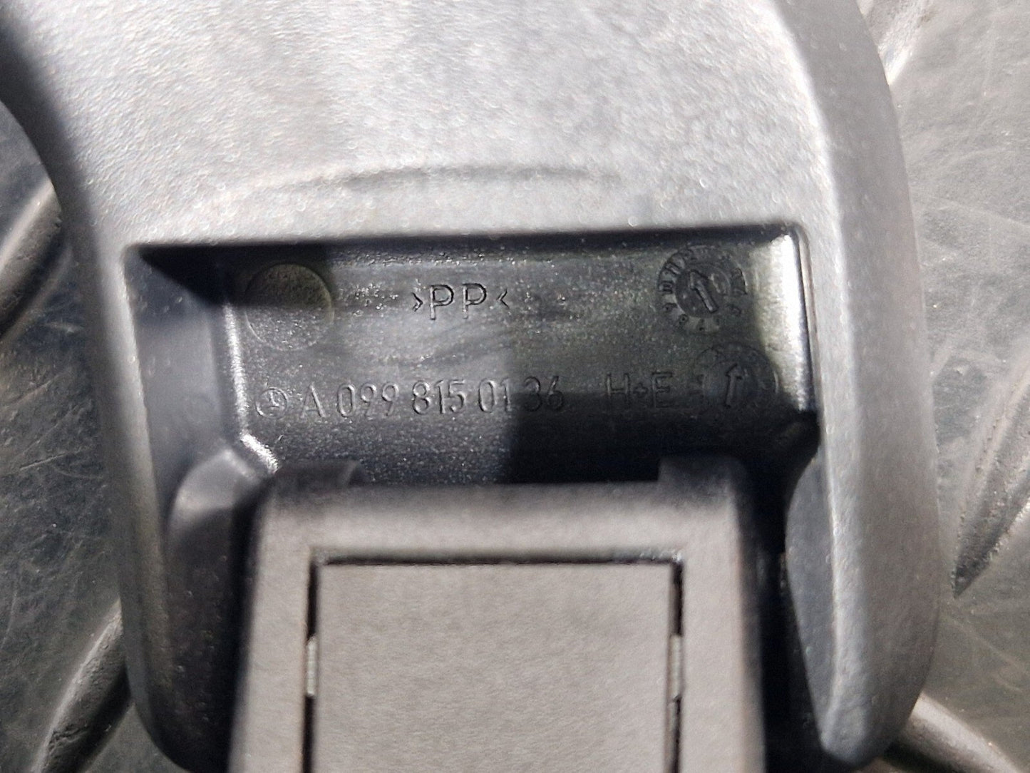 14-20 MERCEDES BENZ GLA X156 REAR LEFT BLACK INTERIOR GRAB HANDLE A2468100154
