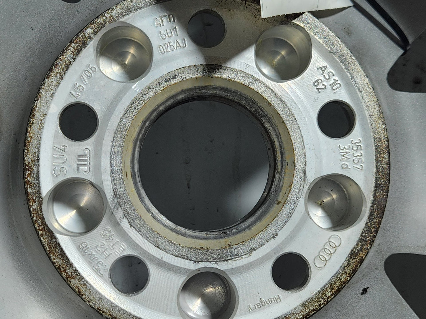 Audi A6 MK3 (C6) Estate 16" Alloy Wheel with Tyre 225/55/16 ~3mm 4F0601025AJ