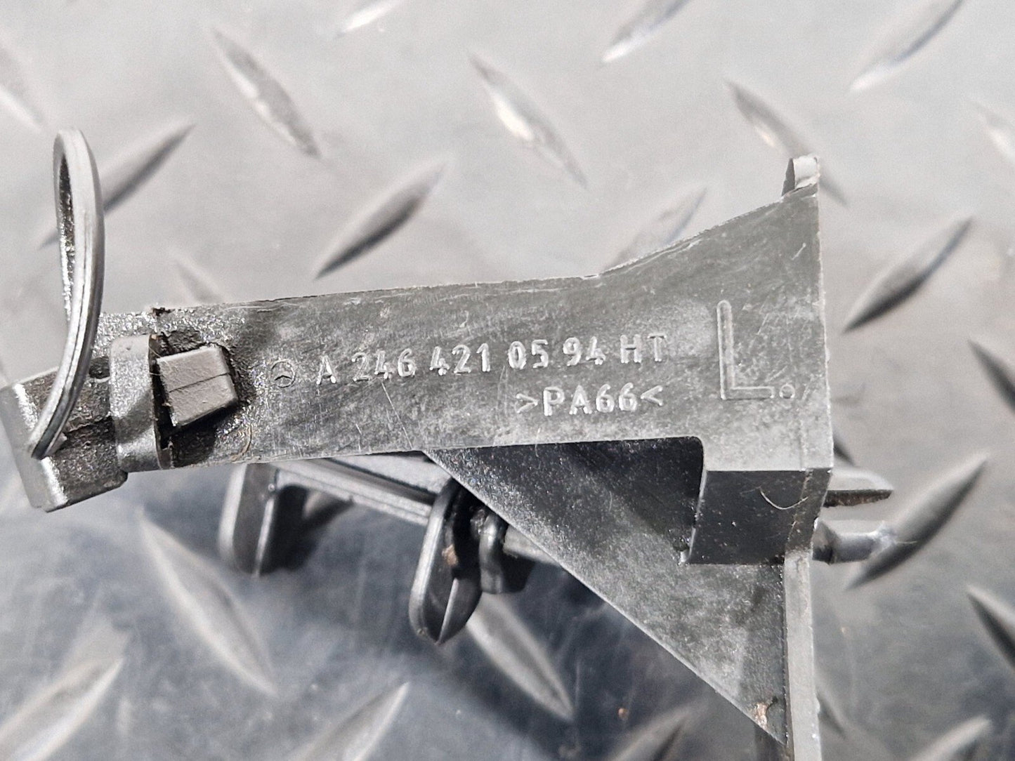 MERCEDES Unknown Part Type A2464210594