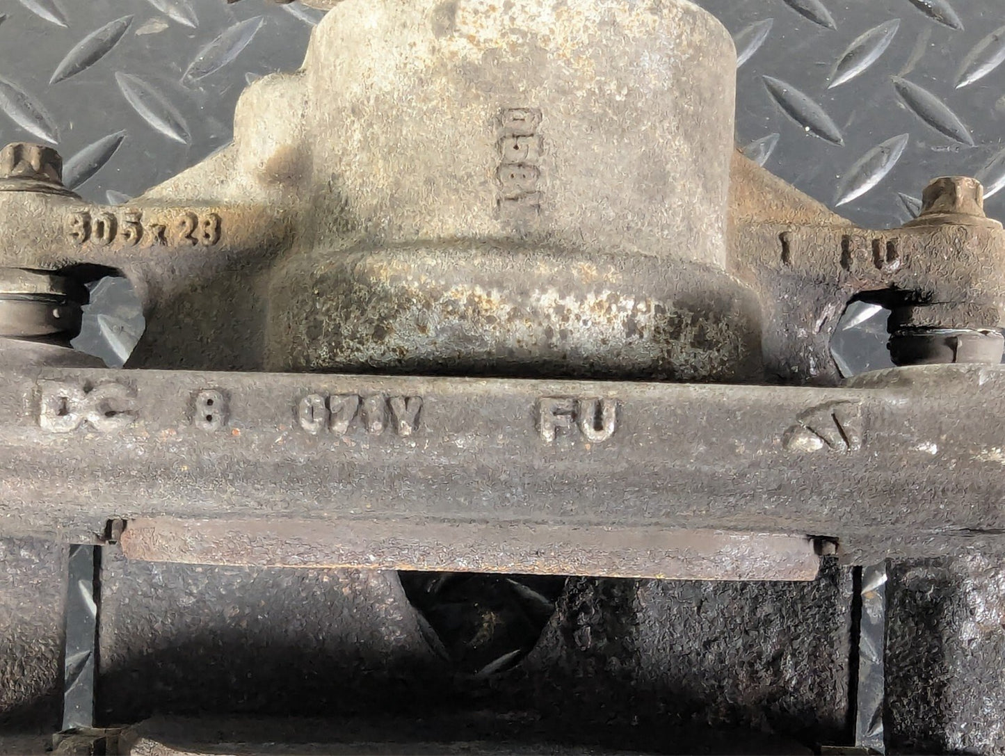 18-ON MERCEDES BENZ A CLASS W177 GENUINE OEM FRONT LEFT N/S BRAKE CALIPER