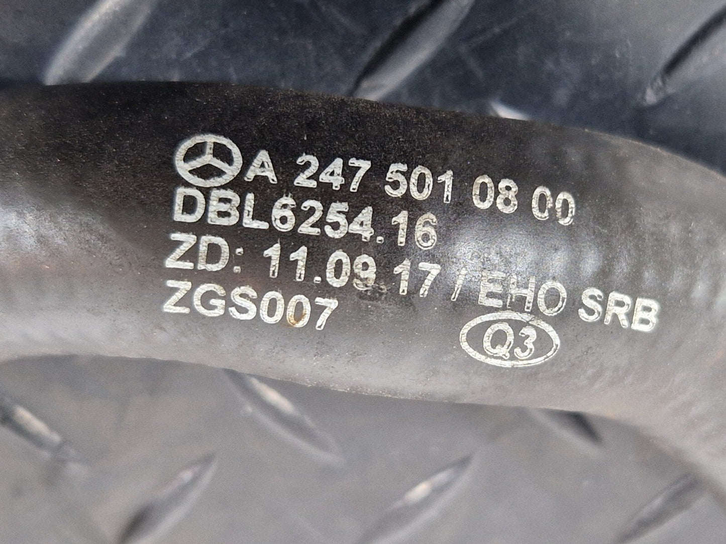 18-ON MERCEDES BENZ A CLASS W177 GENUINE COOLANT WATER HOSE PIPE A2475010800
