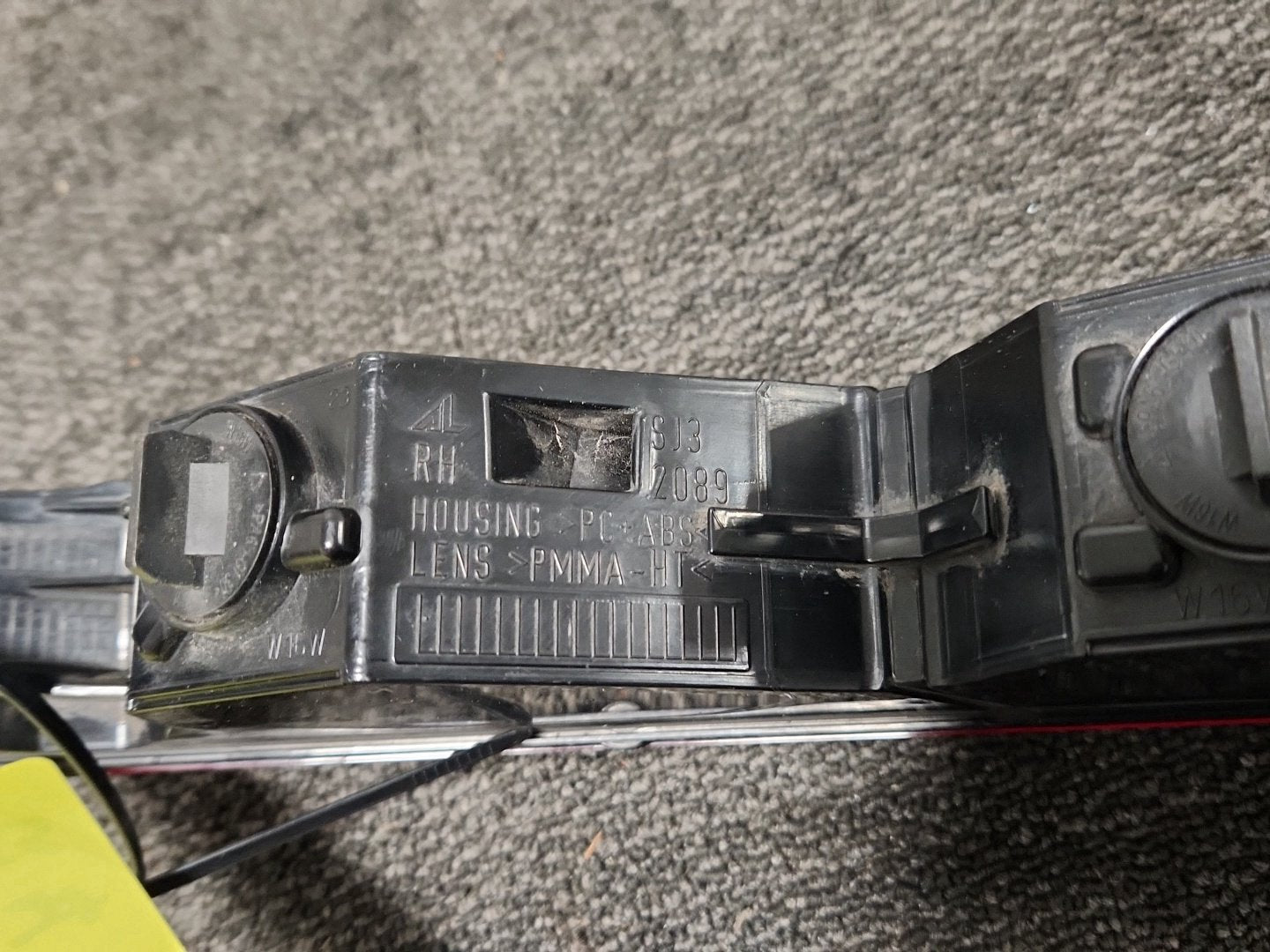 Audi Q7 4M Right O/S Rear Bumper Light Reflector Lamp Lens 4M0945096