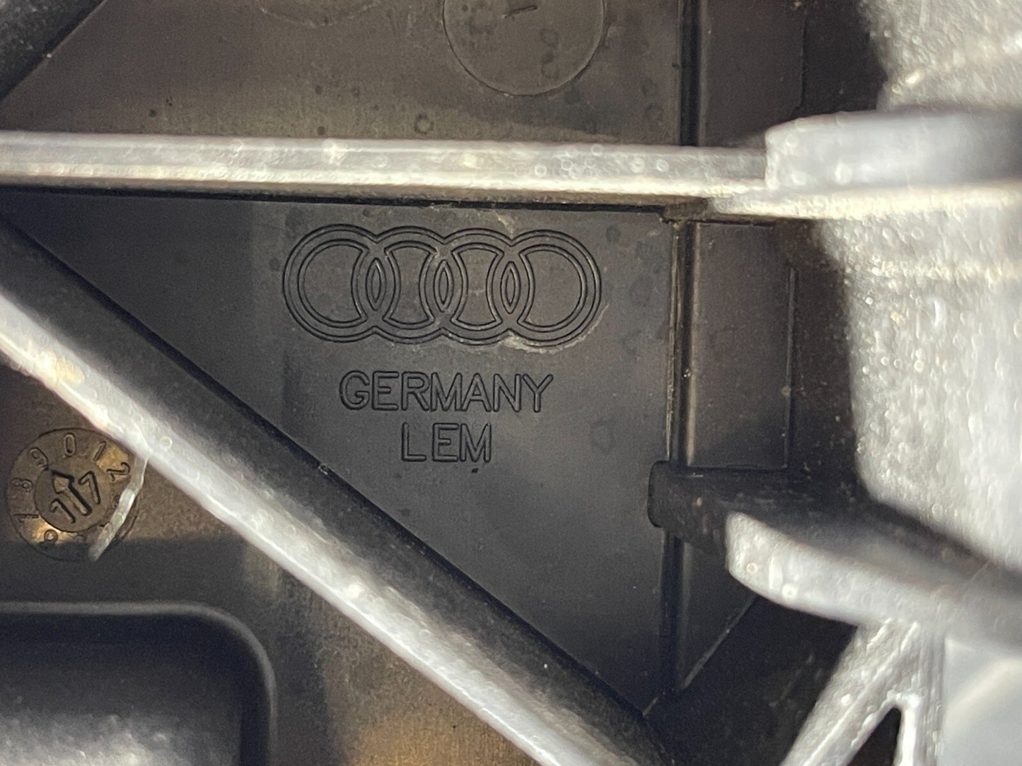 16-23 AUDI A5 F5 SPORTBACK GEAR EMERGENCY RELEASE MODULE LINKAGE 8W0713052N