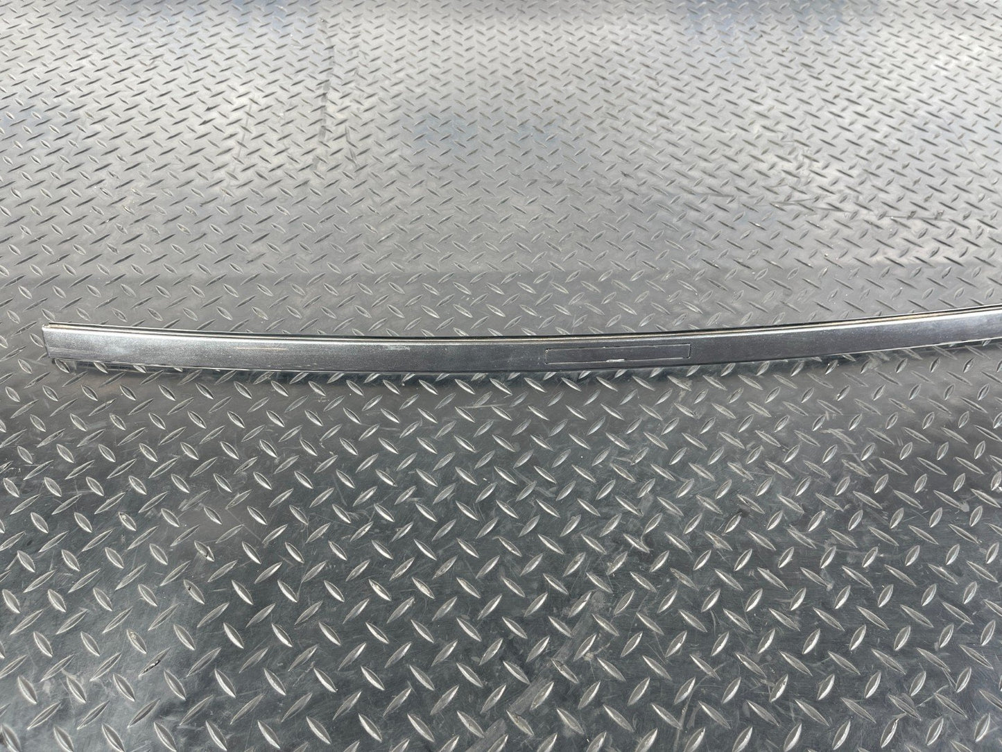20-ON BMW 2 SERIES M-SPORT F44 GENUINE LEFT N/S ROOF RAIL TRIM GREY B39 9482061