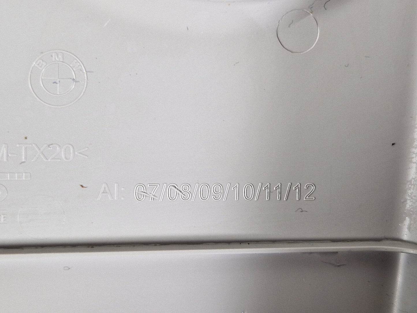 20-24 BMW 1 SERIES F40 B-PILLAR UPPER TRIM COVER LEFT PASSENGER SIDE 7444551