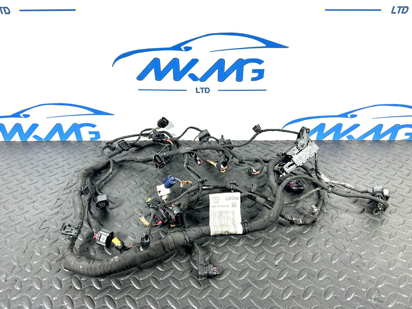 16-19 AUDI A4 B9 GENUINE 1.4 TFSI CVNA PETROL ENGINE WIRING LOOM 04E971595AH
