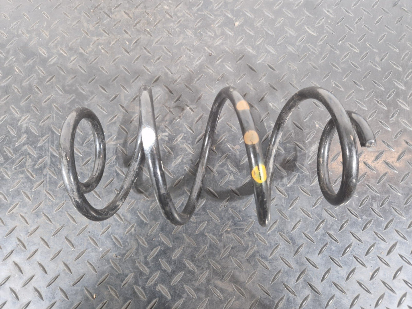 18-ON MERCEDES BENZ A CLASS W177 REAR COIL SPRING