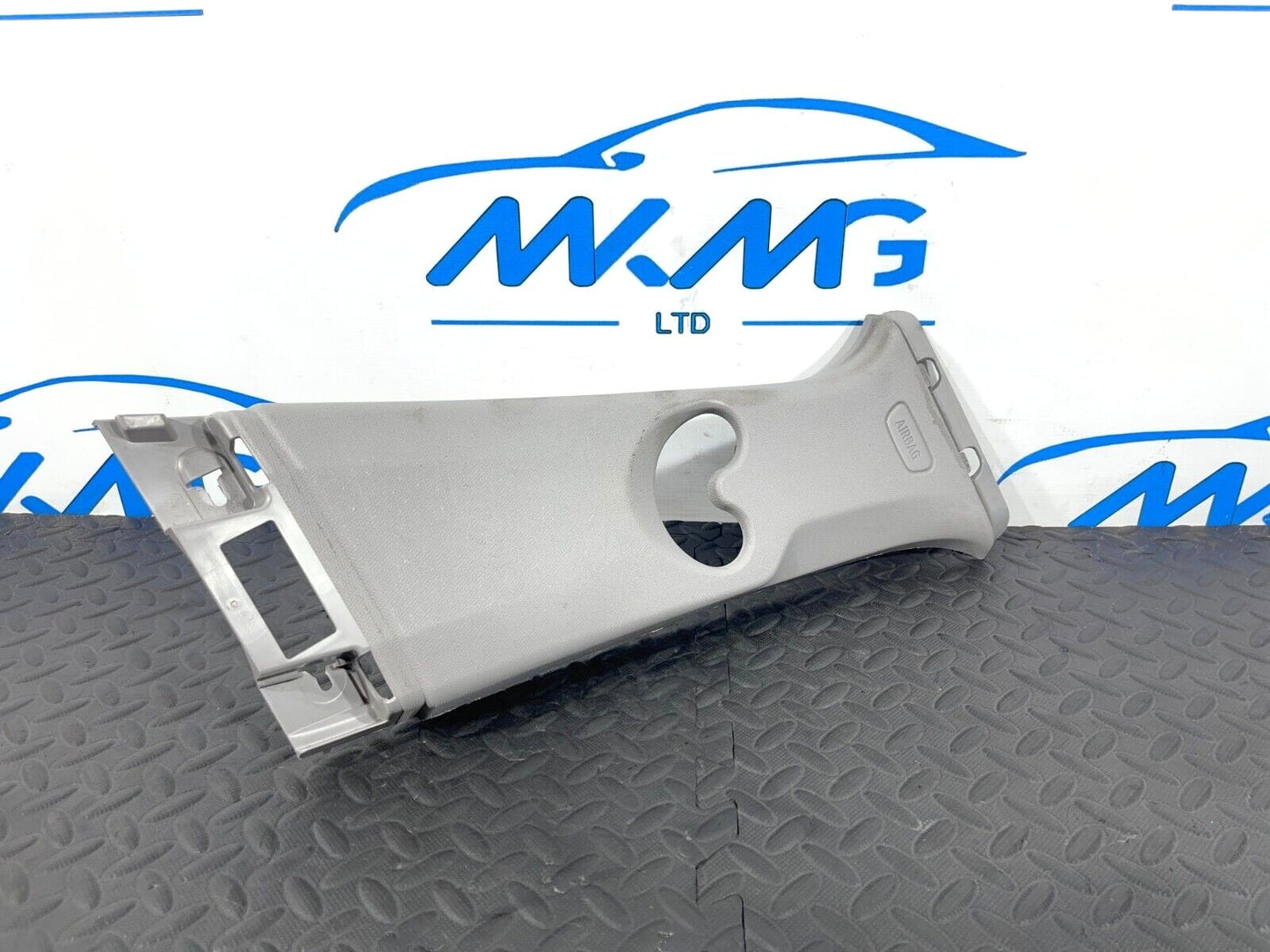 14-21 BMW 2 SERIES GRAN TOURER F45 F46 FRONT RIGHT SIDE B PILLAR TRIM 7329588