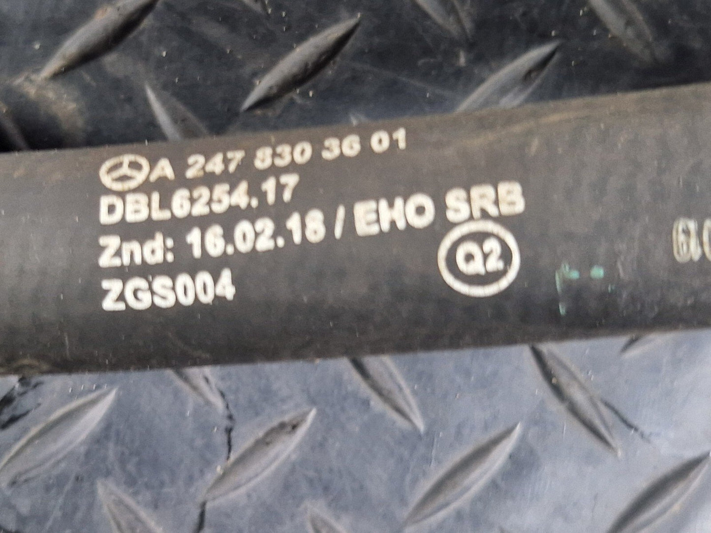 18-ON MERCEDES A CLASS W177 1.5CDI OM608 ENGINE WATER COOLANT PIPE A2478303601