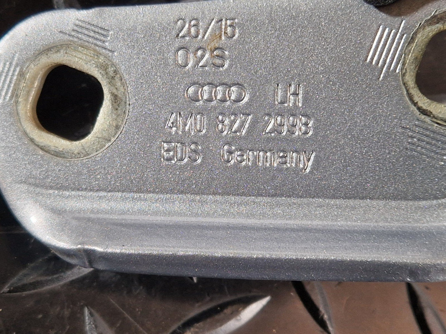16-20 AUDI Q7 4M GENUINE LEFT N/S POWERED HATCH STRUT SHOCK 1397221036