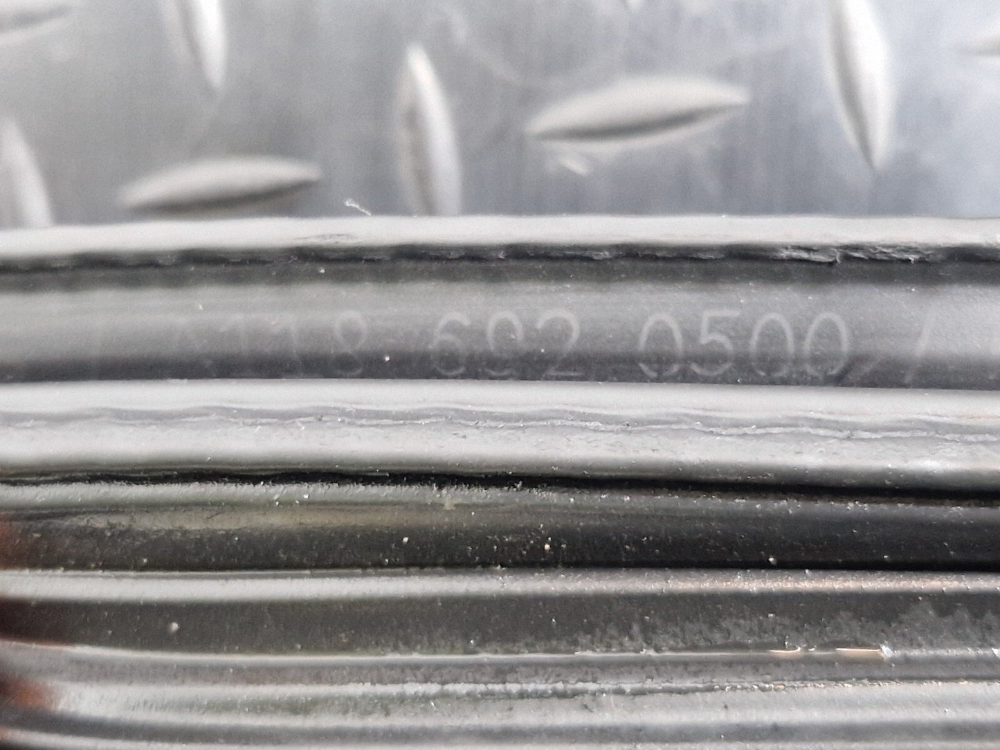 19-ON MERCEDES CLA C118 FRONT LEFT DOOR RUBBER SEAL A1186920500