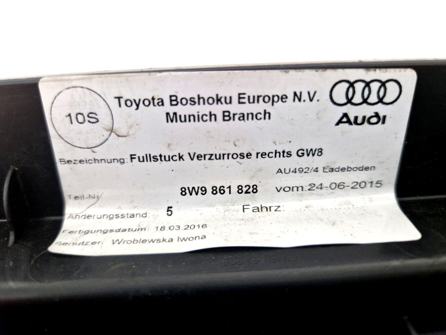 16-19 AUDI A4 B9 GENUINE REAR RIGHT BOOT INTERIOR FLOOR TRIM PANEL 8W9861828