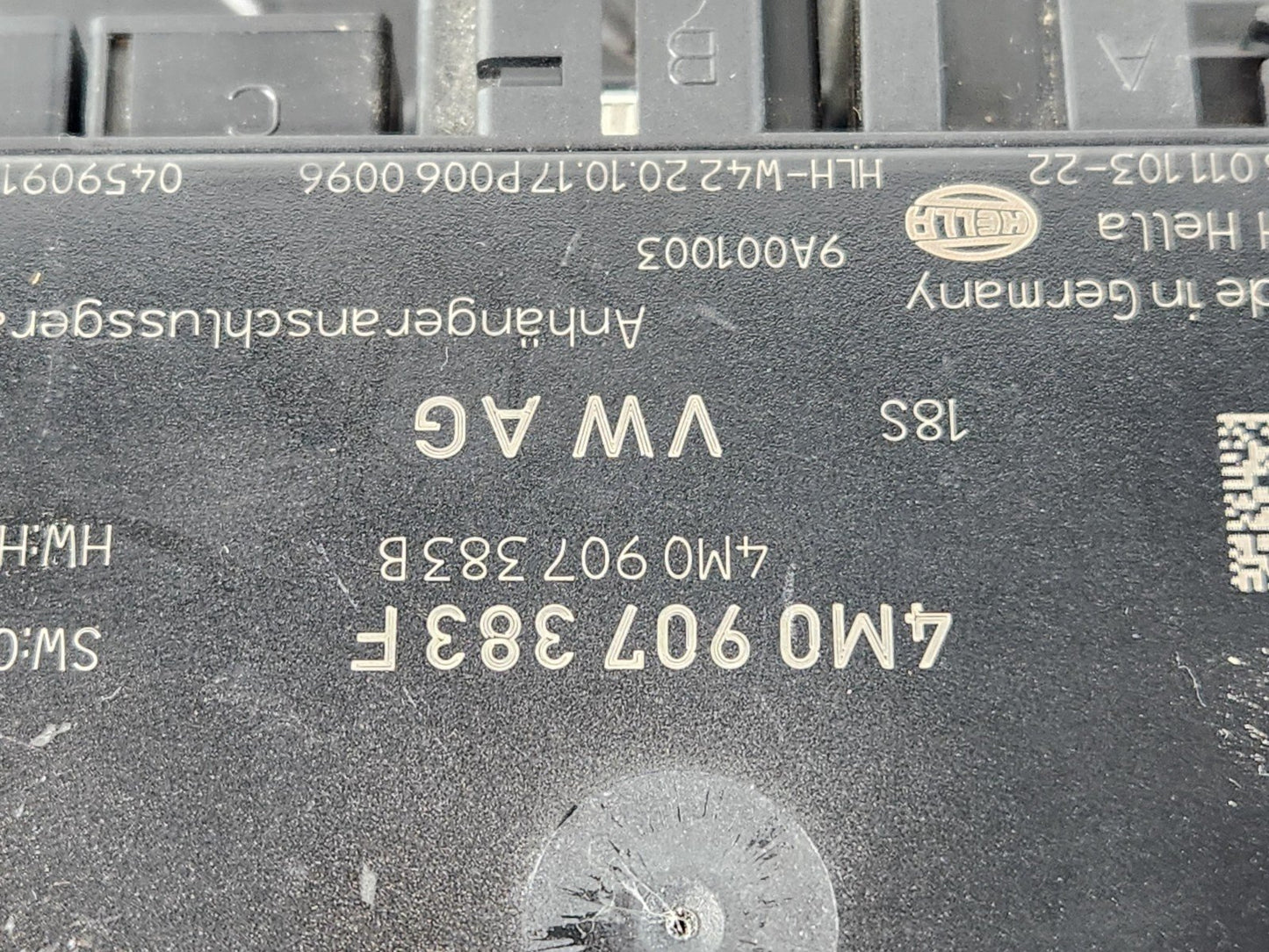 Audi Unknown Part Type 4M0907383F