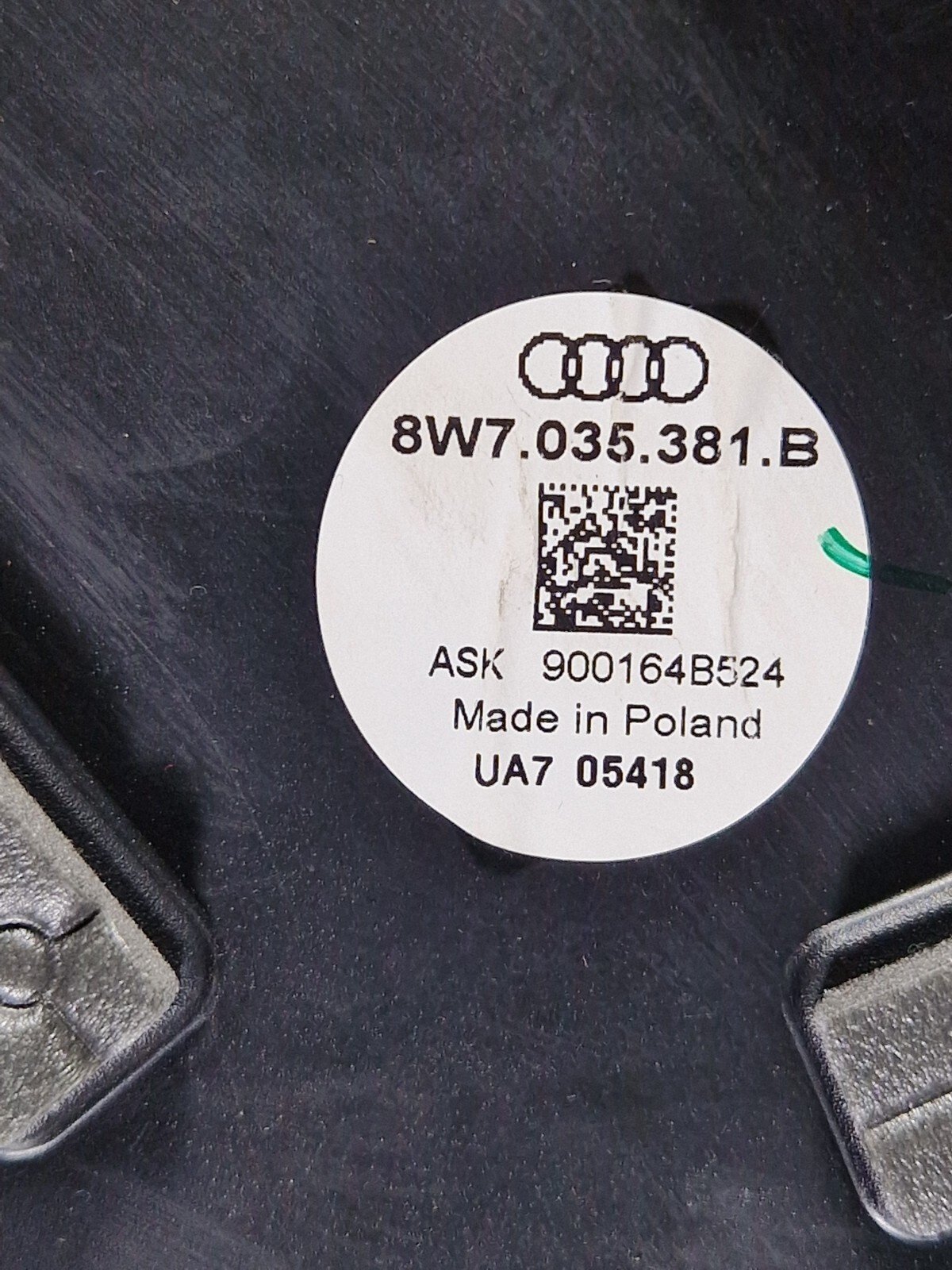 Audi Unknown Part Type 8W7035381B