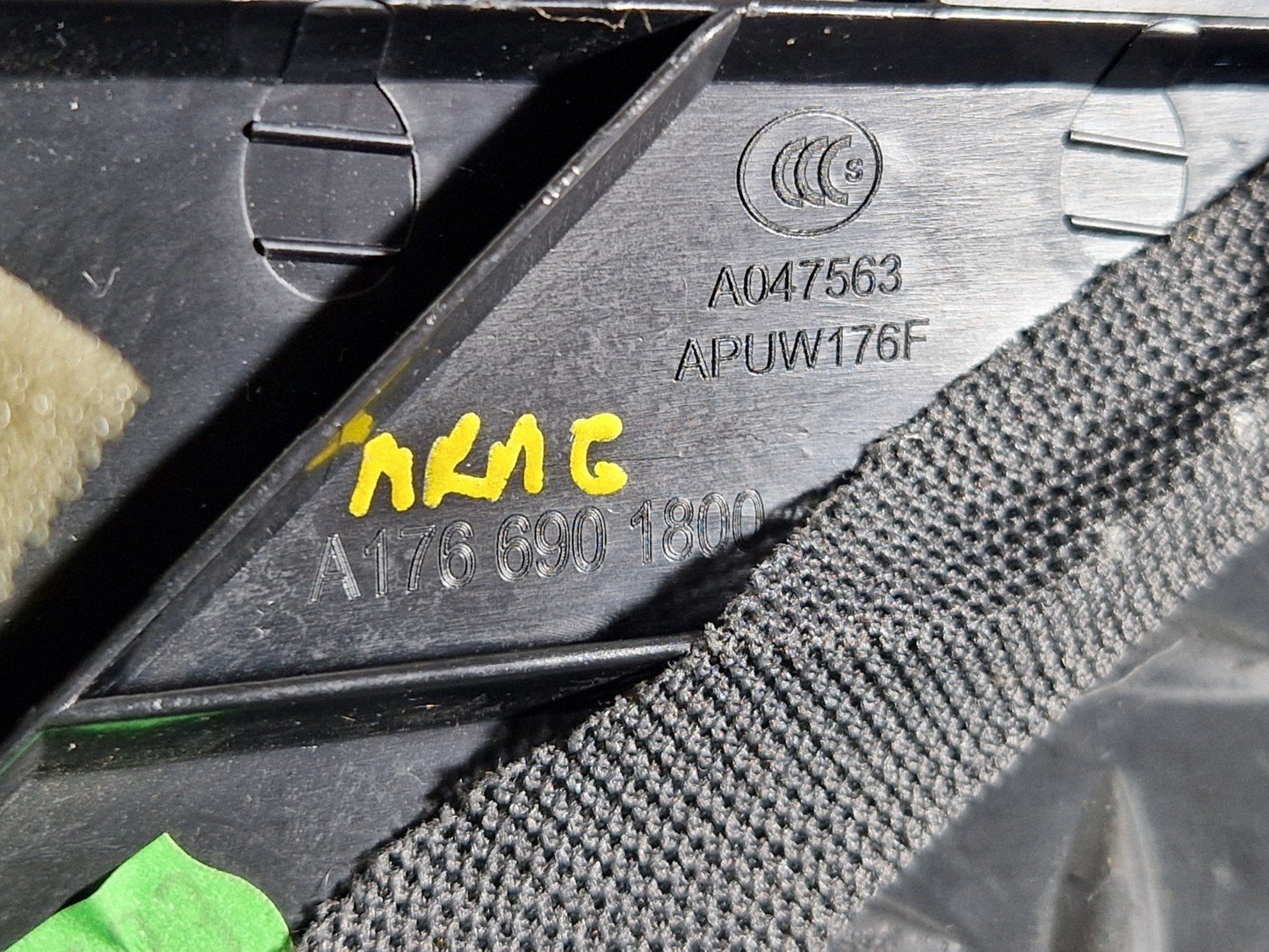 12-18 MERCEDES BENZ W176 OEM FRONT DRIVER SIDE A-PILLAR TRIM BLACK A1766901800