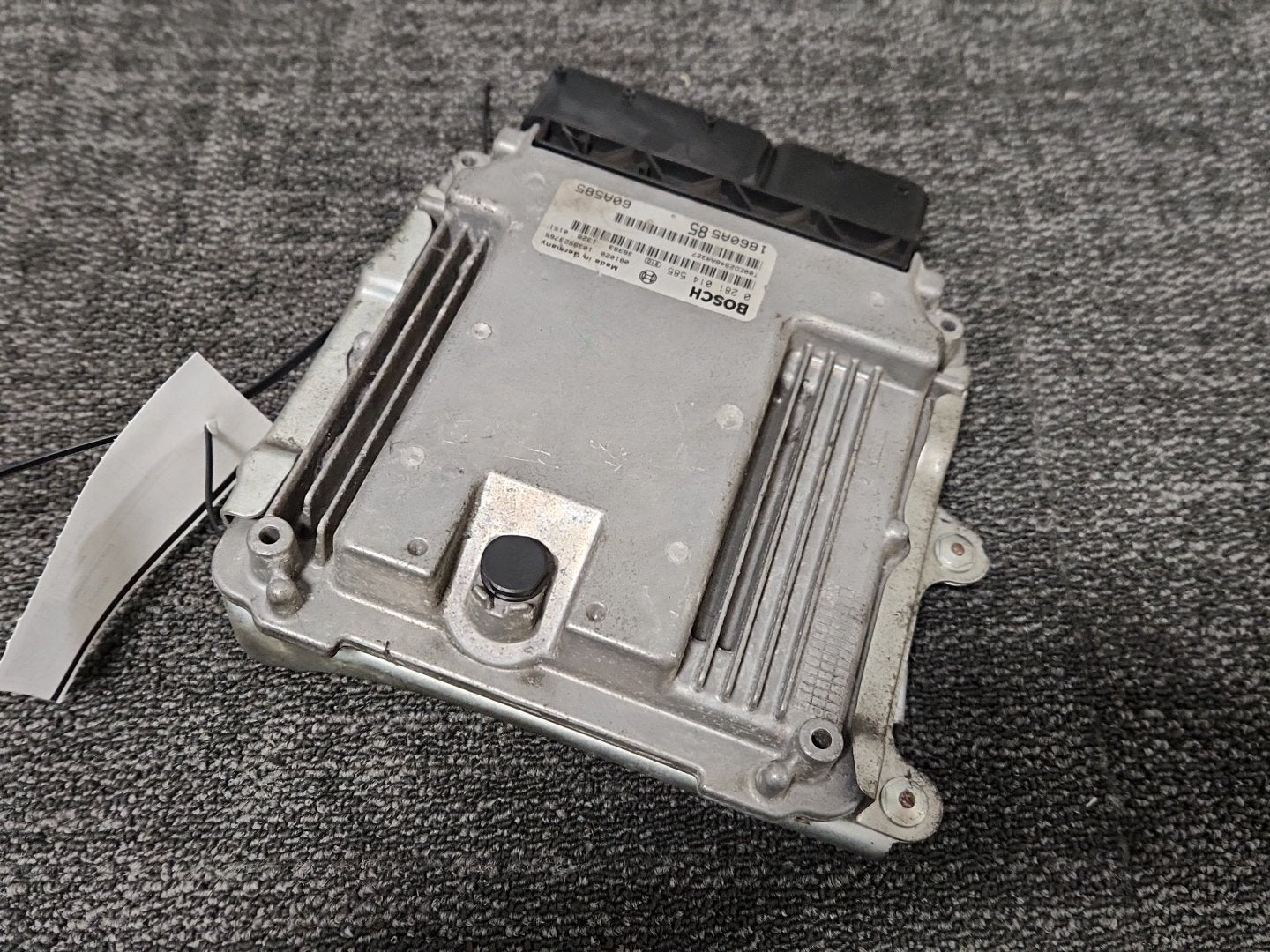 Mitsubishi Lancer MK5 (CX8A) Hatchback Engine Control Unit ECU 0281014585