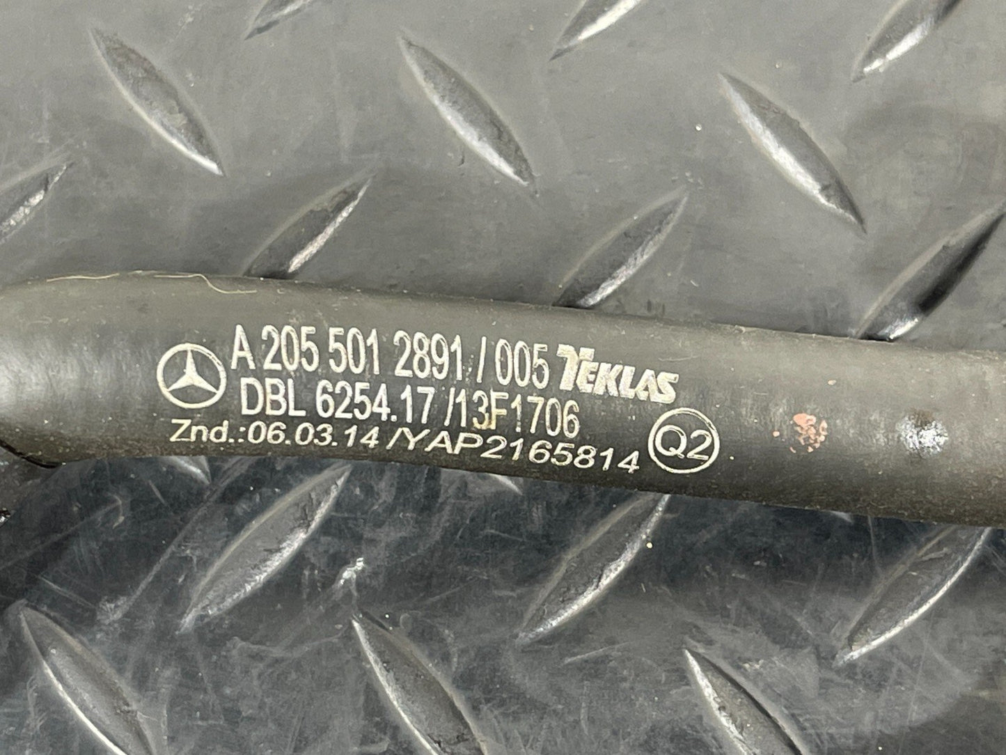 14-21 MERCEDES BENZ C300h W205 AD BLUE COOLING FEED RETURN LINE A2055012891