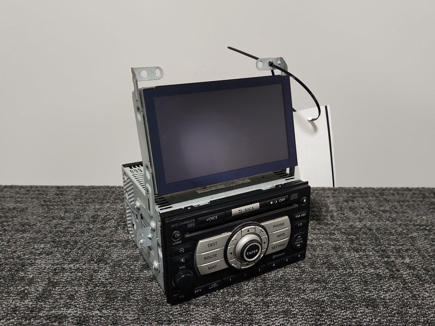 Nissan X-Trail MK2 (T31) Genuine Radio Stereo Head Unit & Display 28185JG41A