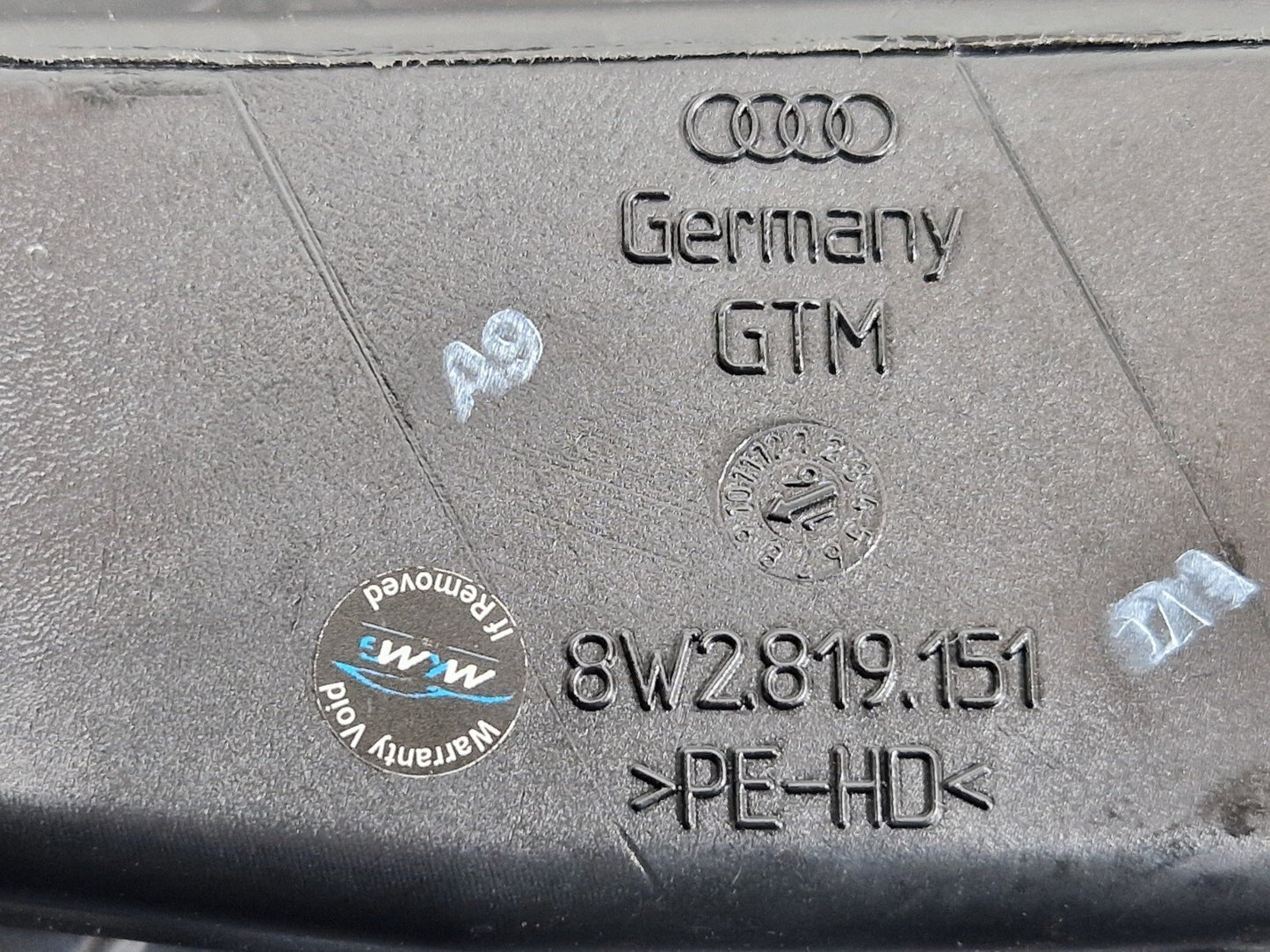 16-19 AUDI A4 AVANT B9 S-LINE FRONT LEFT FOOTWELL AIR DUCT 8W2819151